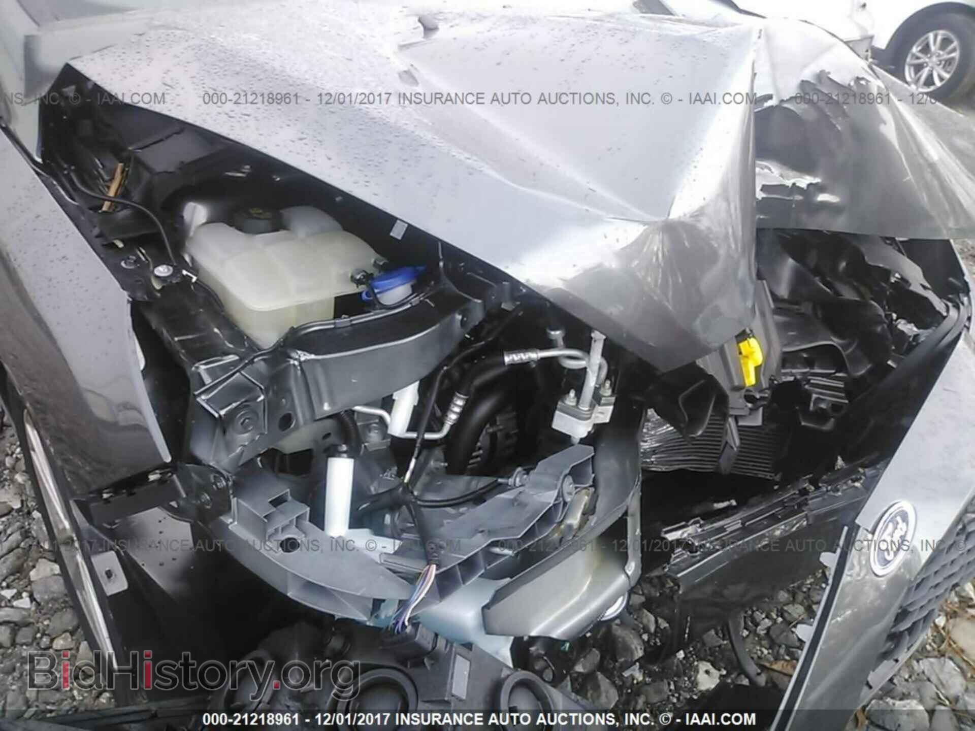 2017 Ford Focus - VIN: 1FADP3F23HL311929 - Photo 6