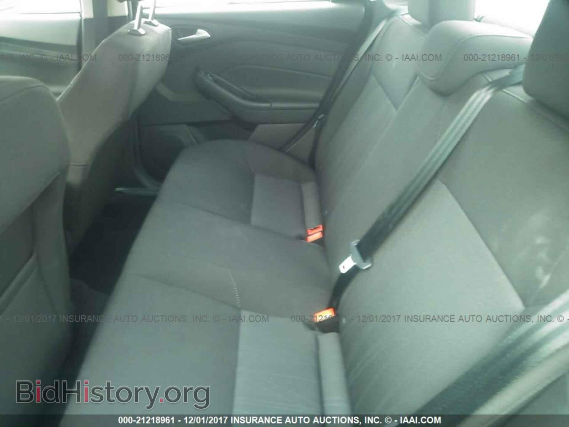 2017 Ford Focus - VIN: 1FADP3F23HL311929 - Photo 8