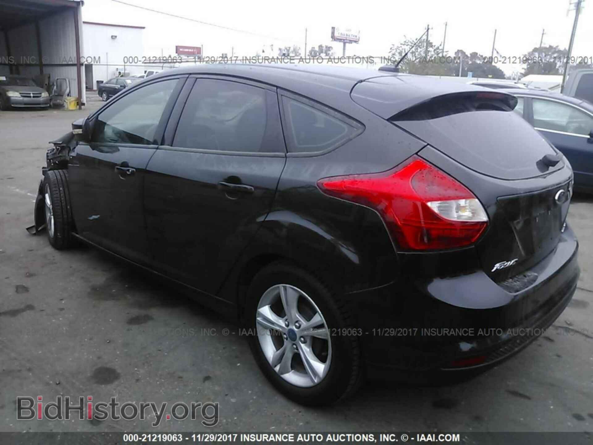 2013 Ford Focus - VIN: 1FADP3K28DL191268 - Фото 3