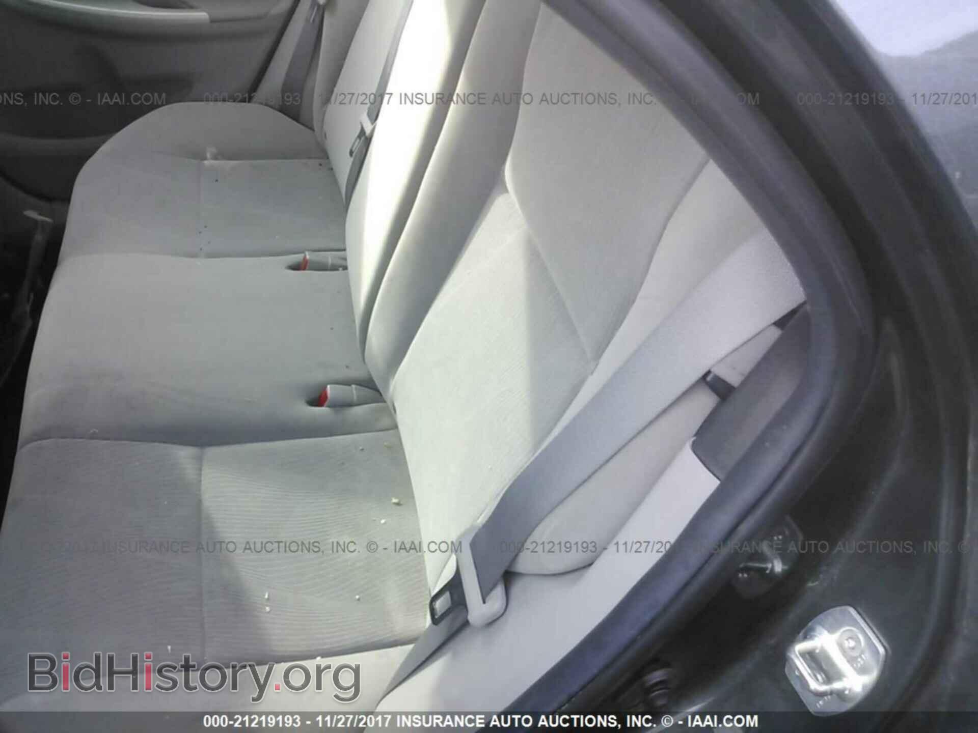 2011 Toyota Corolla - VIN: 2T1BU4EEXBC737515 - Photo 8