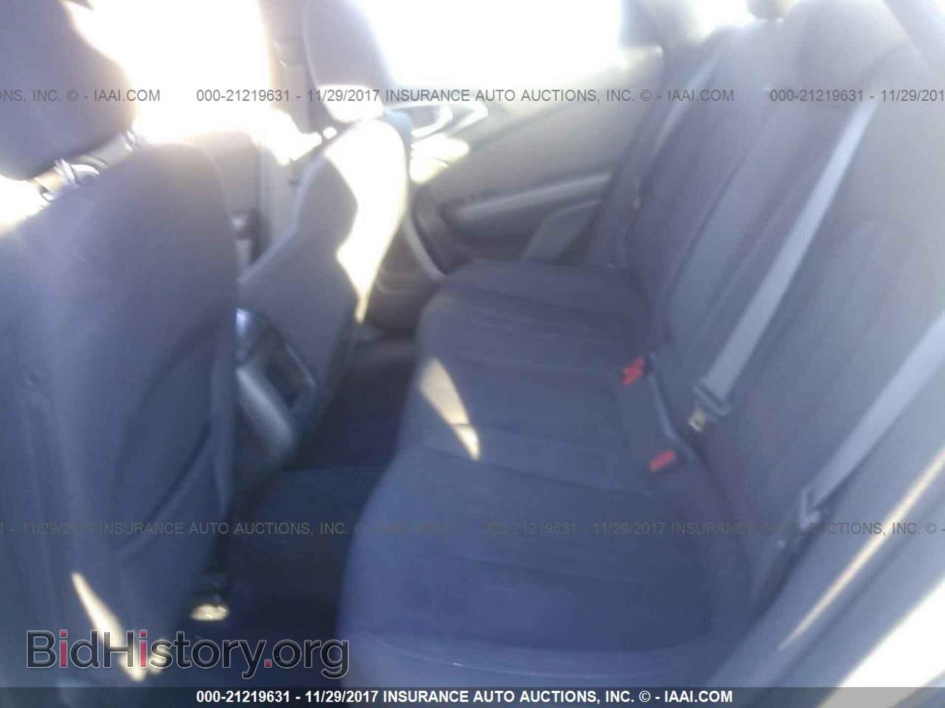 2015 Chrysler 200 - VIN: 1C3CCCAB7FN640440 - Photo 8