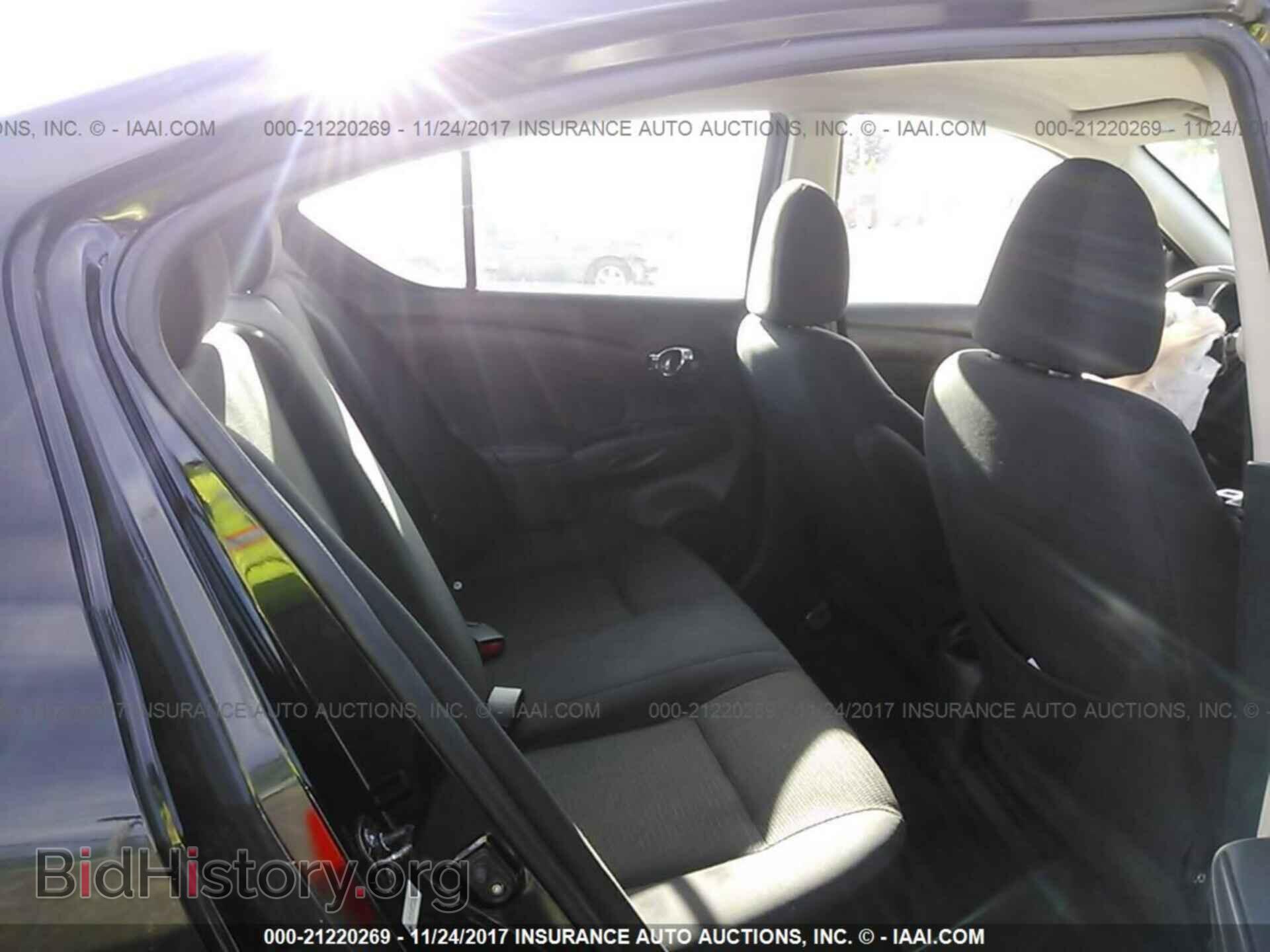 2013 Nissan Versa - VIN: 3N1CN7AP7DL821210 - Фото 8