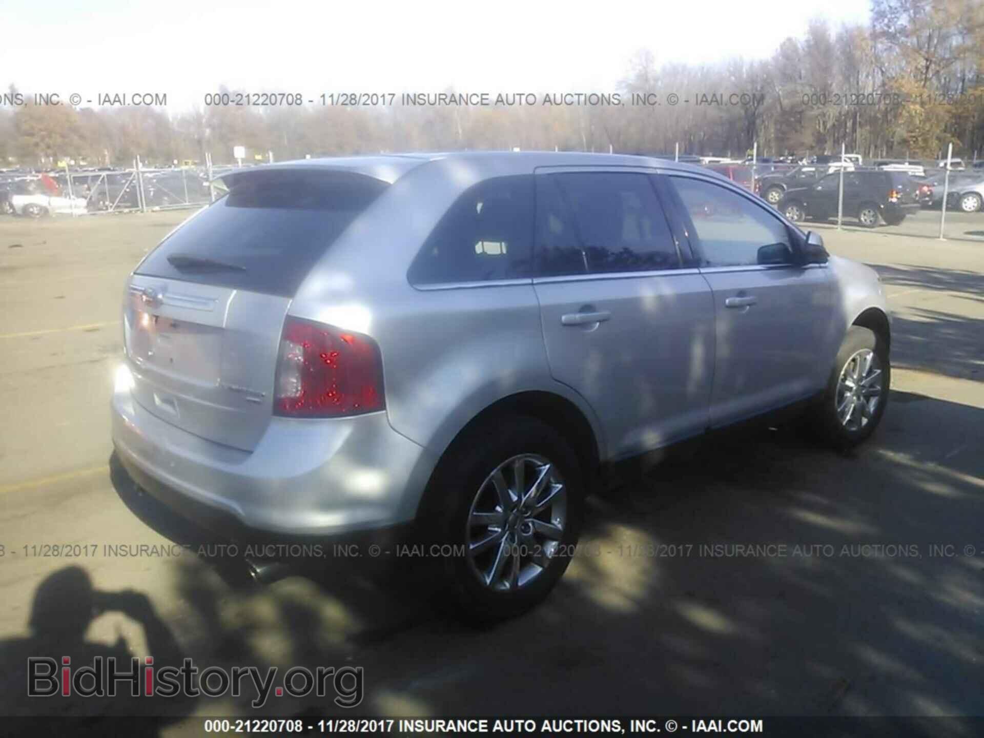2011 Ford Edge - VIN: 2FMDK4KC8BBA93373 - Photo 4