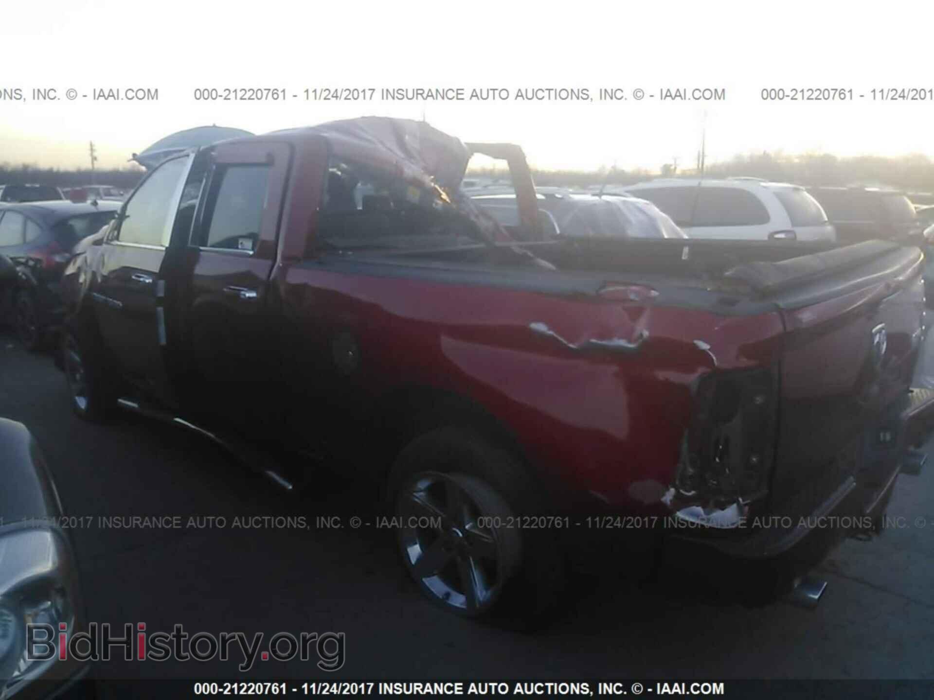 2011 Dodge Ram 1500 - VIN: 1D7RV1GT1BS559553 - Фото 3