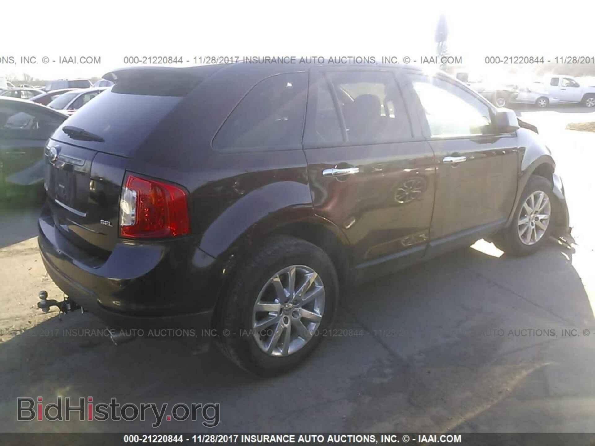 2011 Ford Edge - VIN: 2FMDK3JC2BBA23301 - Photo 4