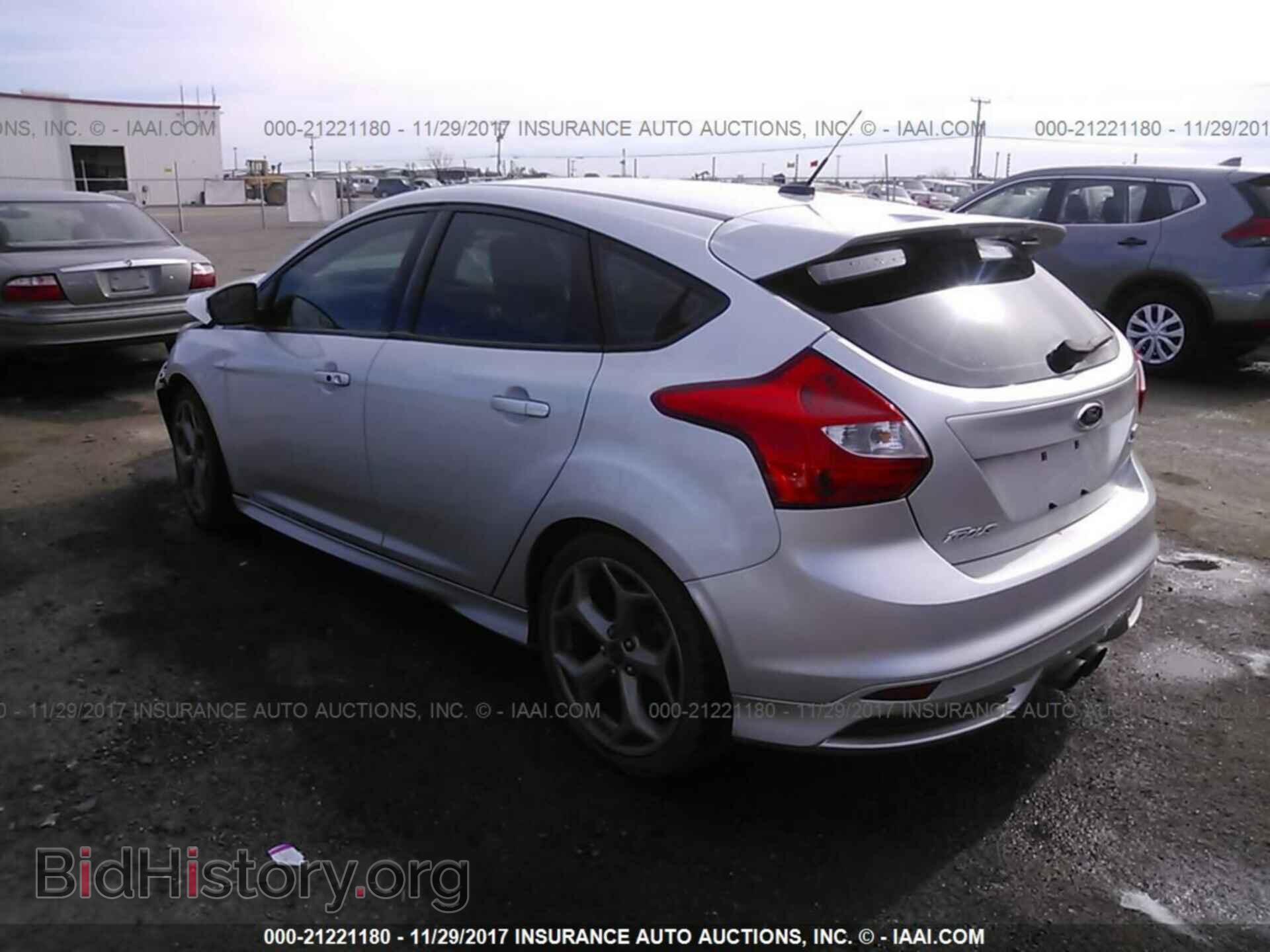 2014 Ford Focus - VIN: 1FADP3L96EL321108 - Фото 3