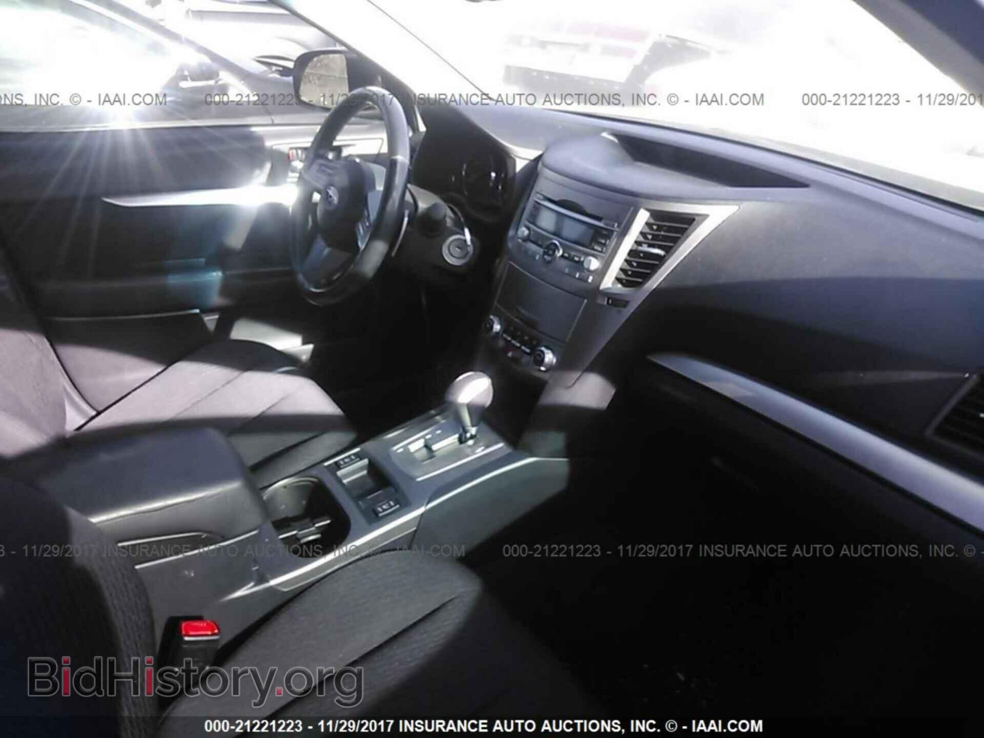 2011 Subaru Outback - VIN: 4S4BRCCC8B3313445 - Фото 5