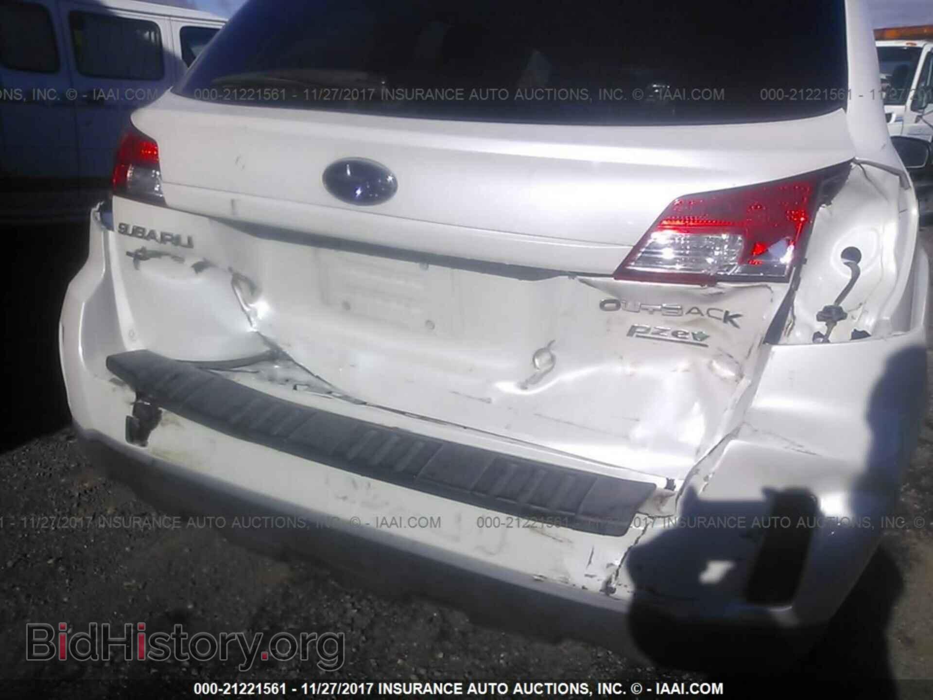 2011 Subaru Outback - VIN: 4S4BRBCC5B3395239 - Фото 6