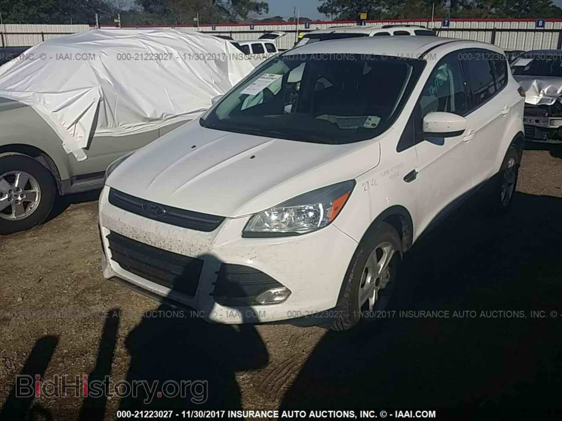 2014 Ford Escape - VIN: 1FMCU0GX0EUC02742 - Photo 2