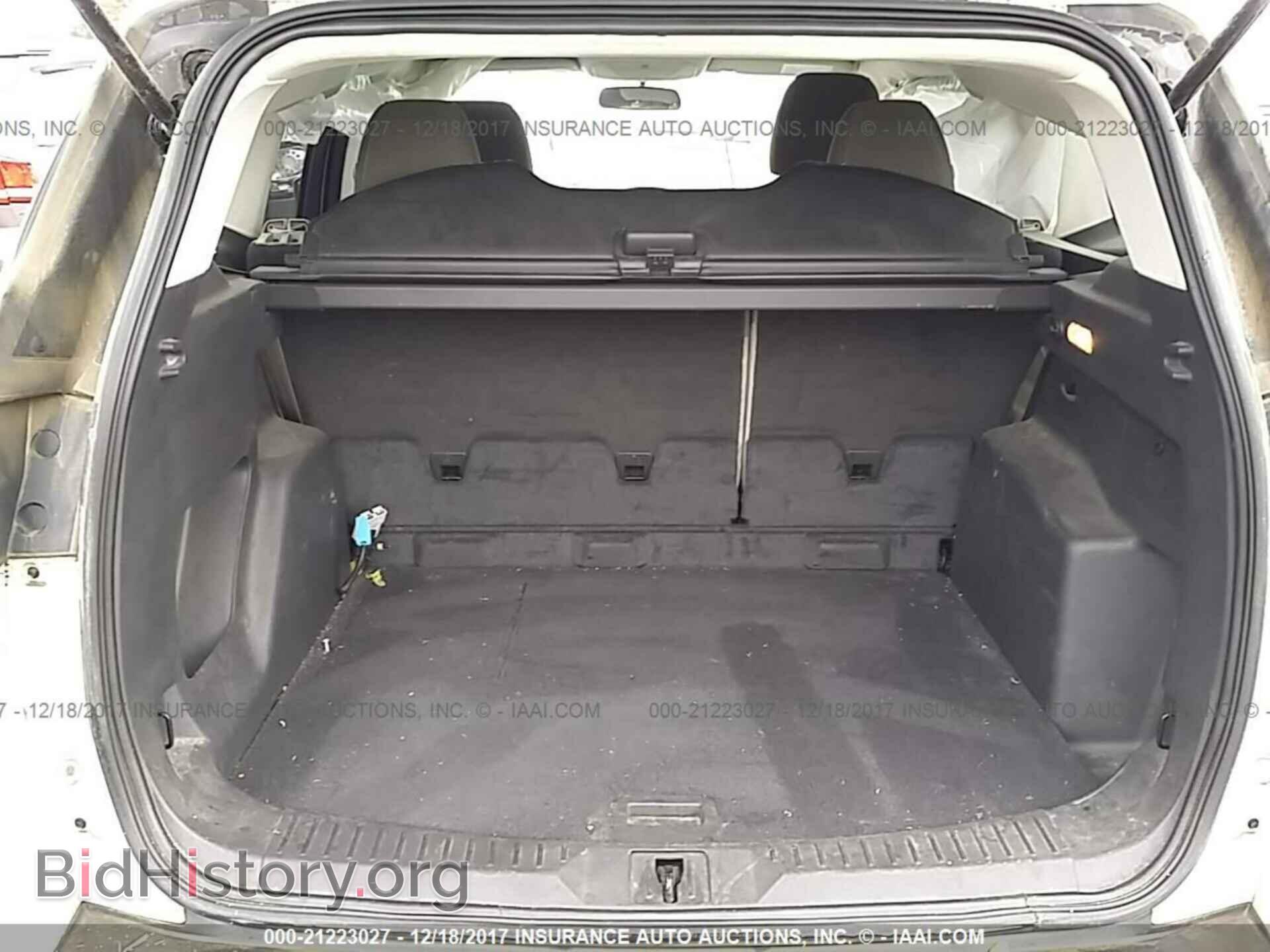 2014 Ford Escape - VIN: 1FMCU0GX0EUC02742 - Photo 8
