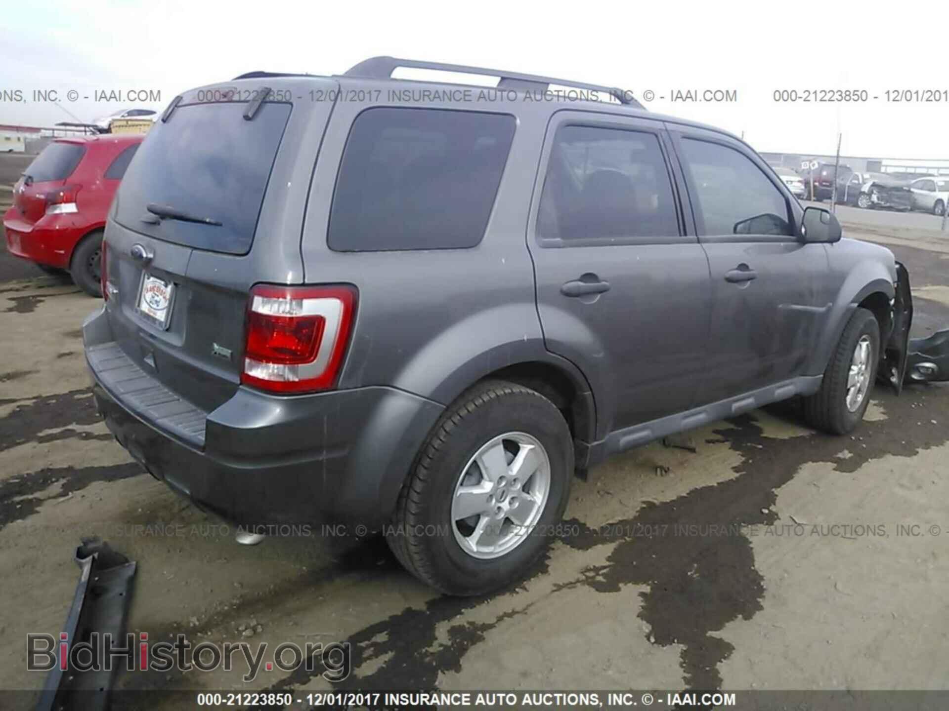2012 Ford Escape - VIN: 1FMCU9DG6CKA65162 - Photo 4