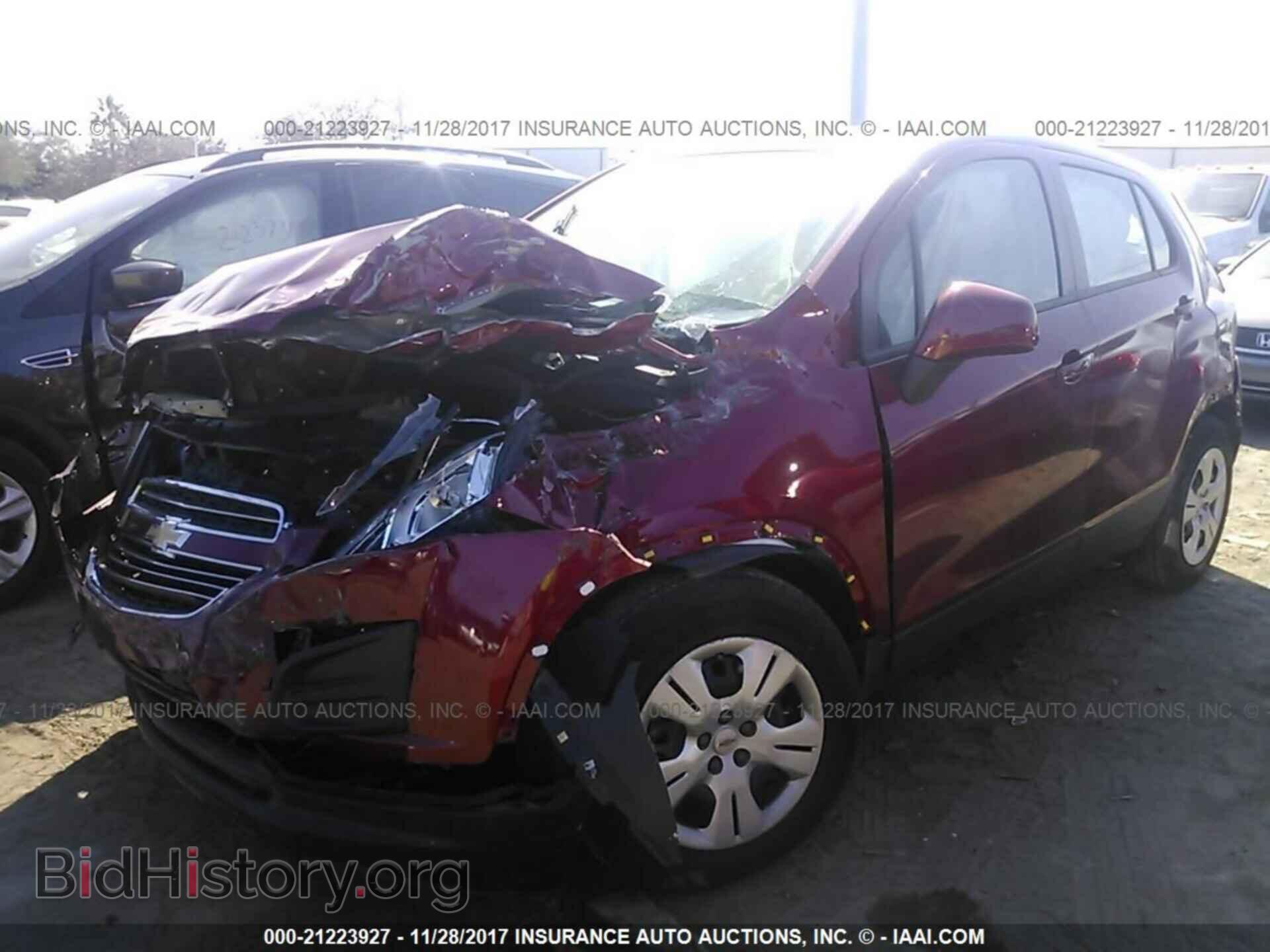 2015 Chevrolet Trax - VIN: KL7CJKSB9FB222065 - Фото 2