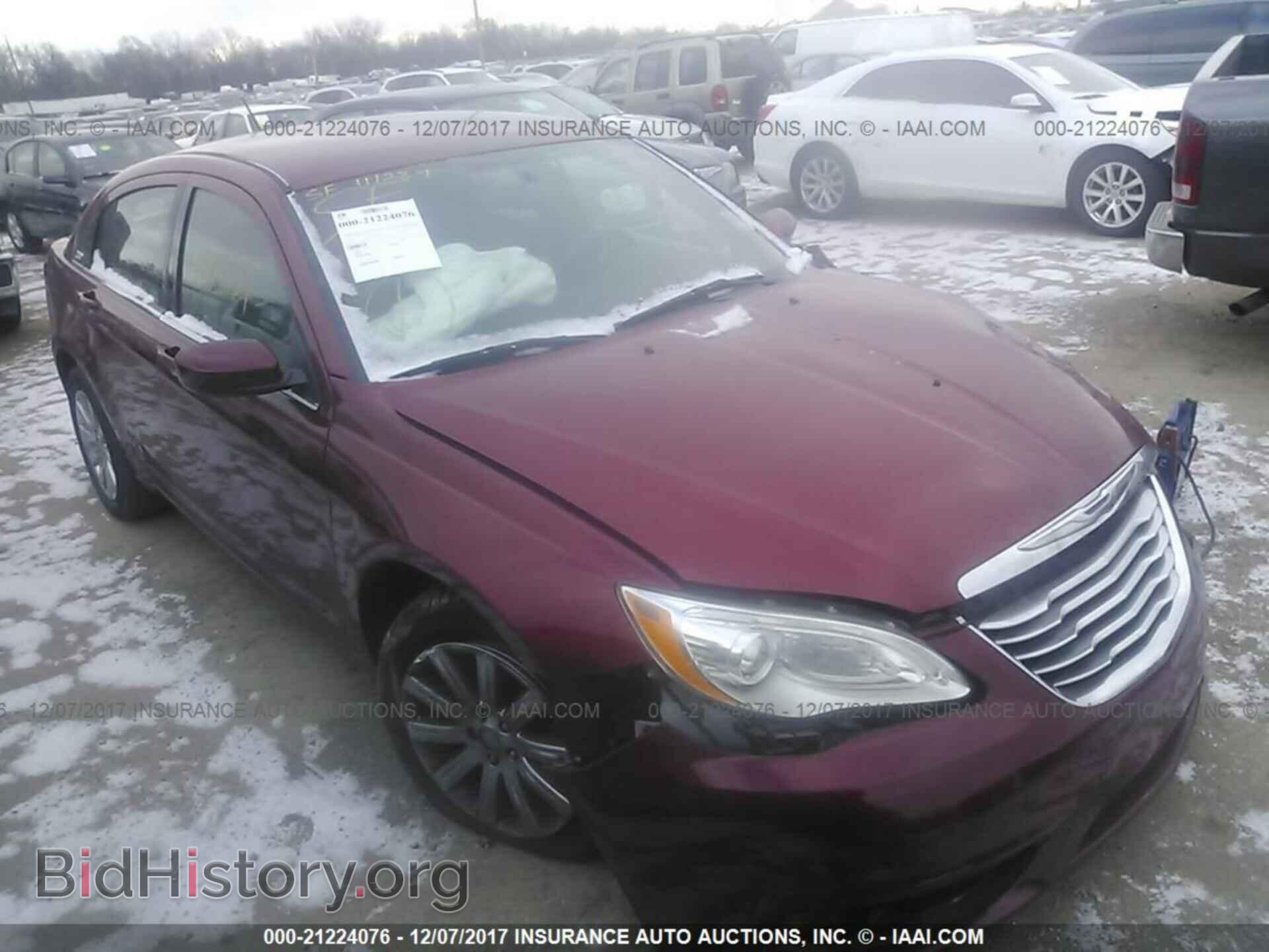 Photo 1C3CCBBB8DN545178 - Chrysler 200 2013