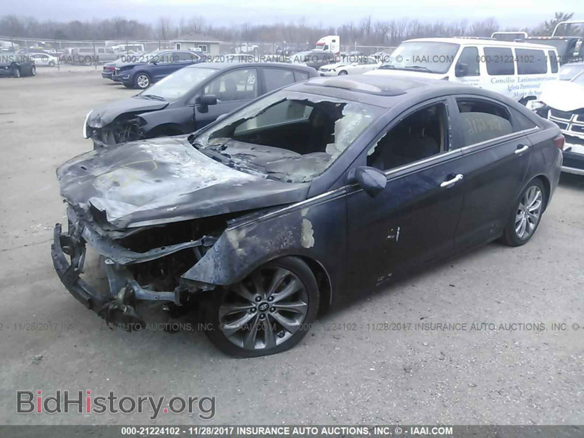 2012 Hyundai Sonata - VIN: 5NPEC4AC4CH415844 - Фото 2