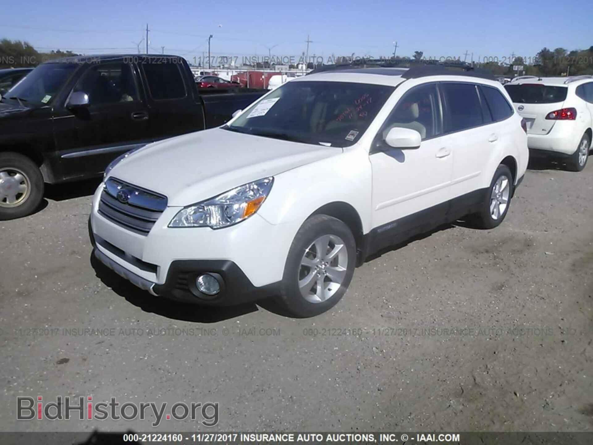 2013 Subaru Outback - VIN: 4S4BRBPC4D3317824 - Фото 2