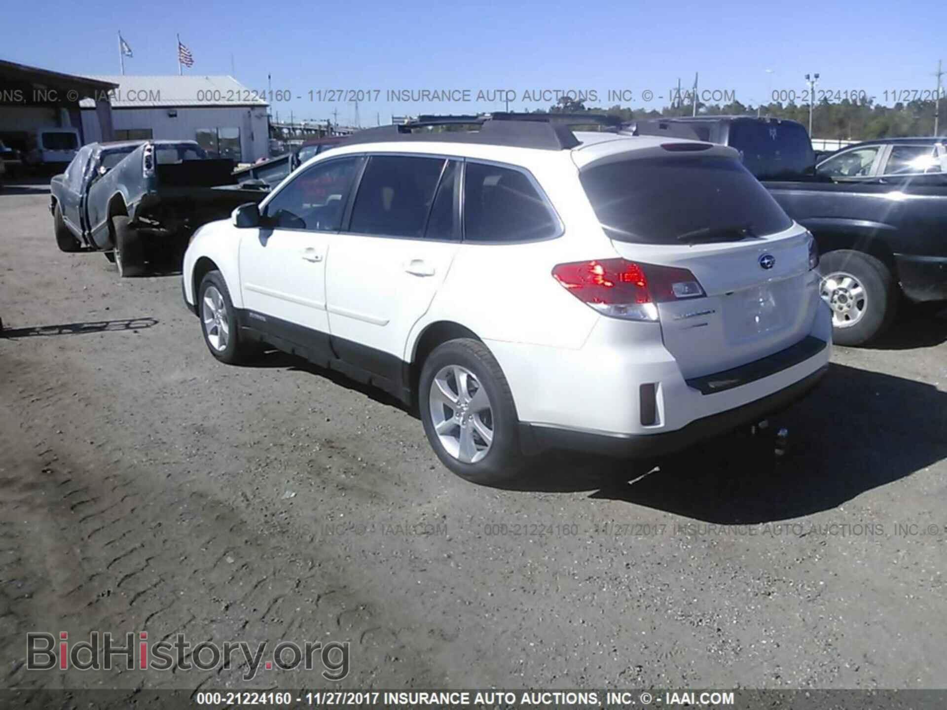 2013 Subaru Outback - VIN: 4S4BRBPC4D3317824 - Фото 3