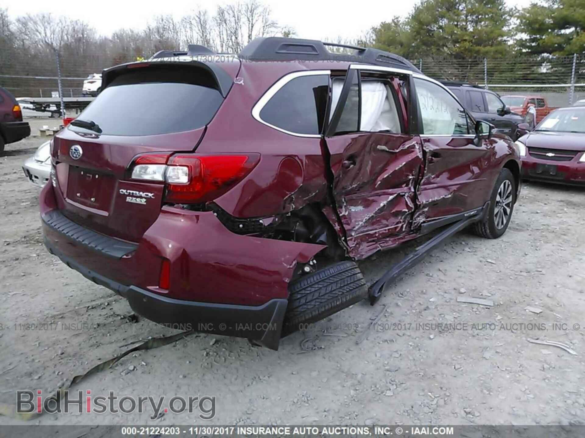 2017 Subaru Outback - VIN: 4S4BSANCXH3314000 - Фото 4