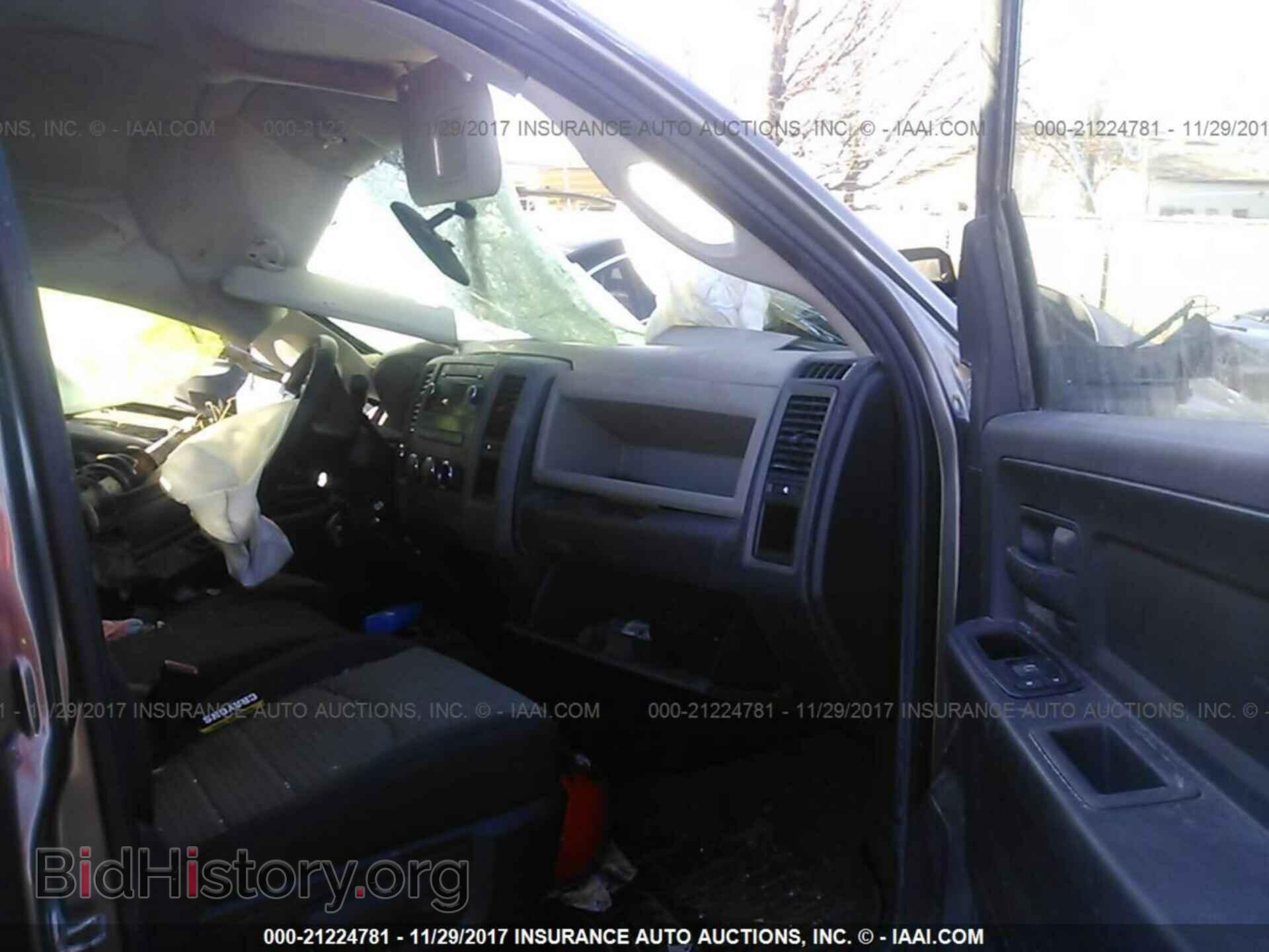 2012 Dodge Ram 1500 - VIN: 1C6RD7KP8CS247605 - Фото 5