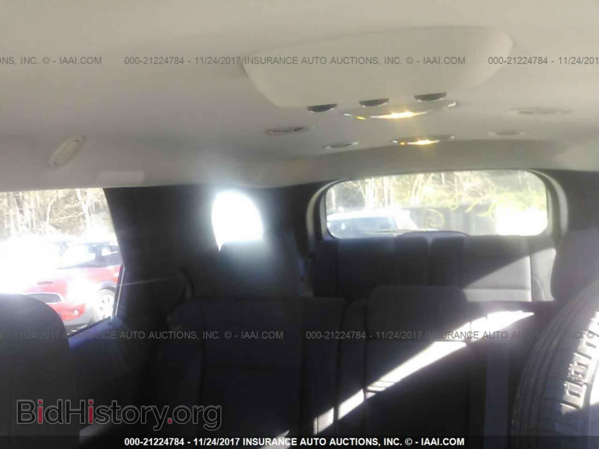 2017 Dodge Durango - VIN: 1C4RDJAGXHC623455 - Photo 8