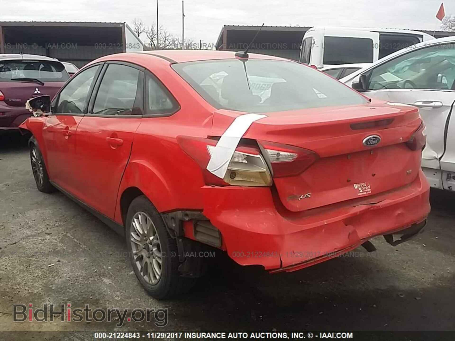 2012 Ford Focus - VIN: 1FAHP3F22CL332863 - Photo 3