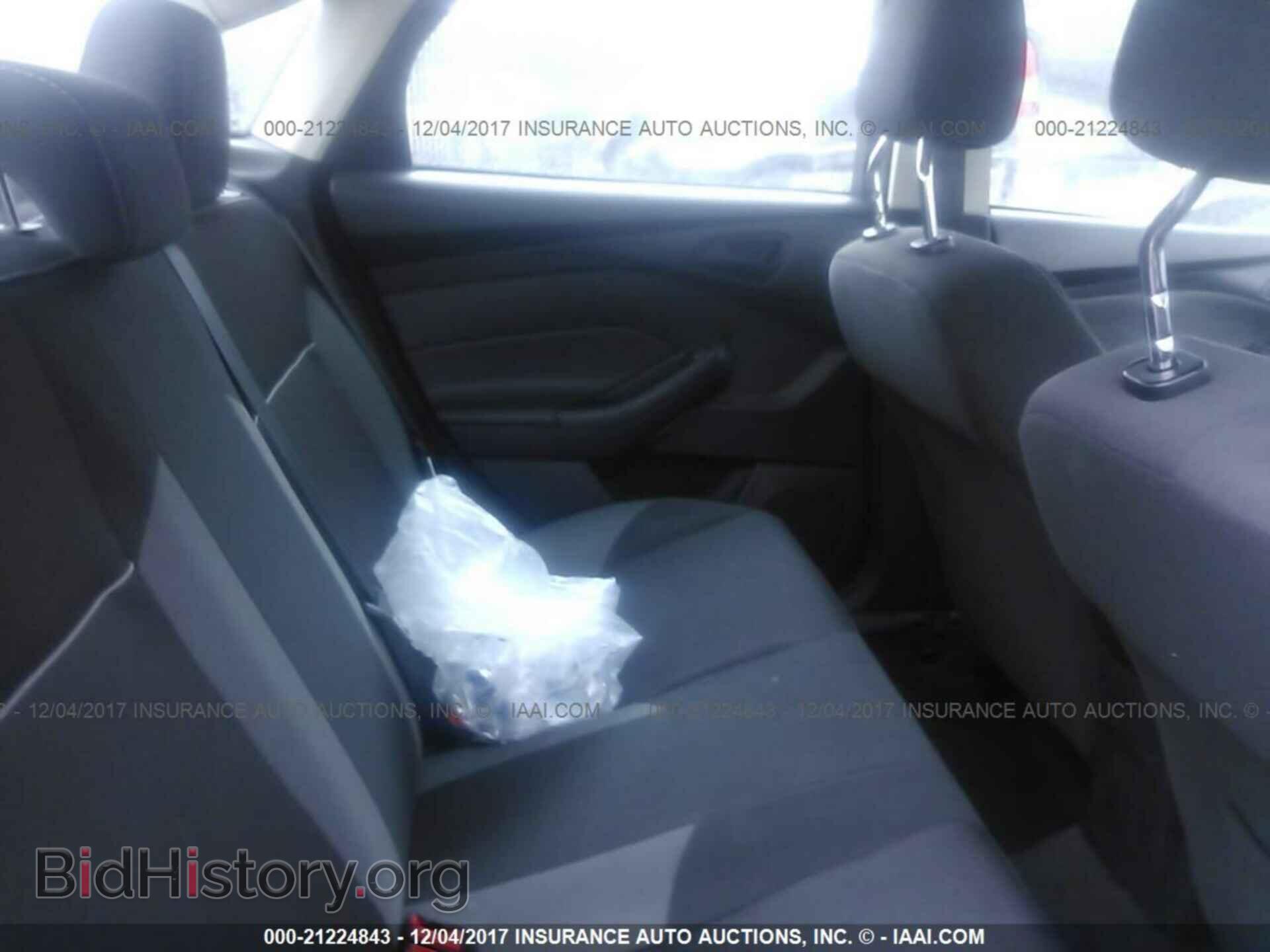 2012 Ford Focus - VIN: 1FAHP3F22CL332863 - Photo 8