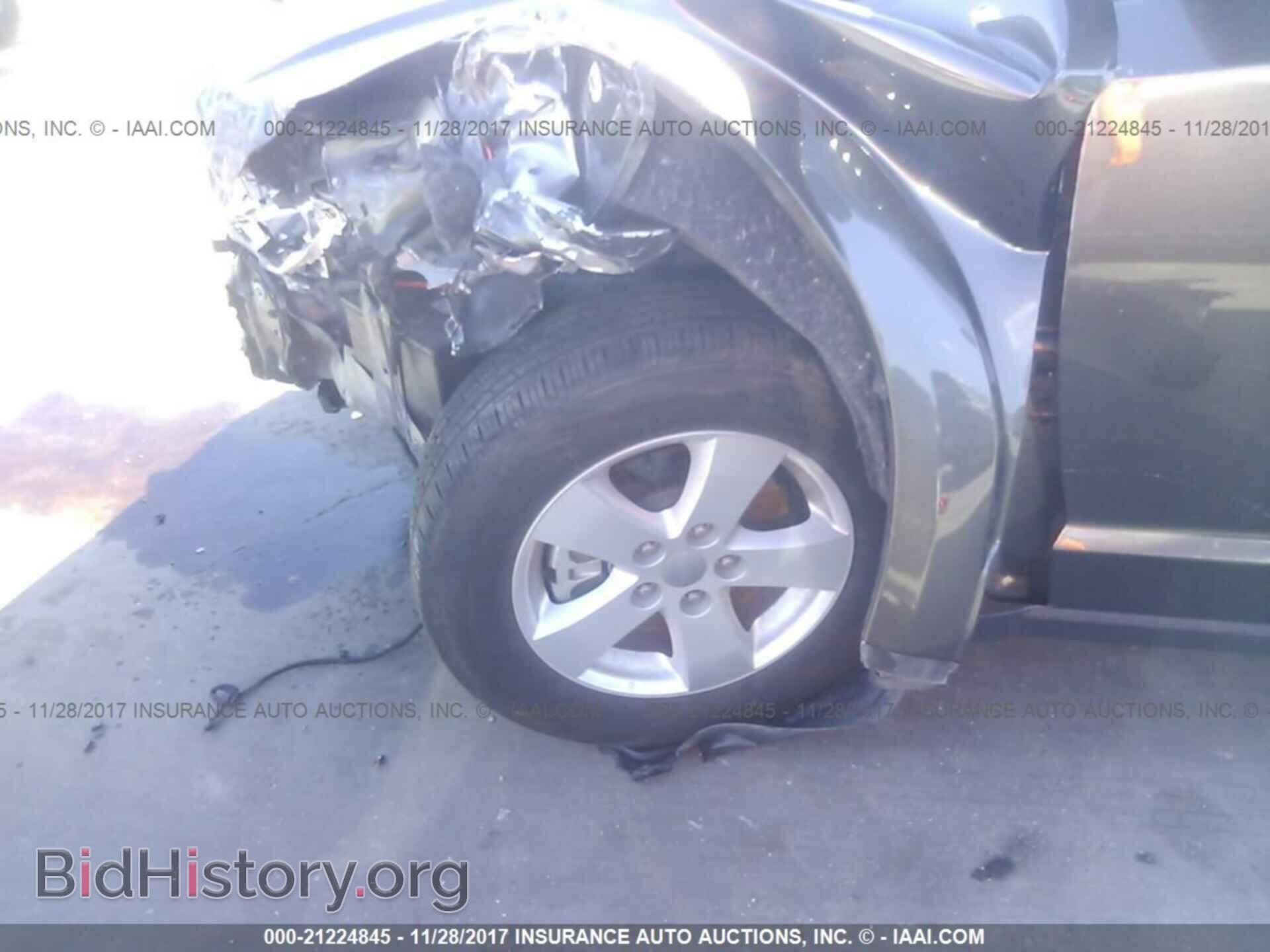 2017 Dodge Journey - VIN: 3C4PDCAB6HT545235 - Photo 6