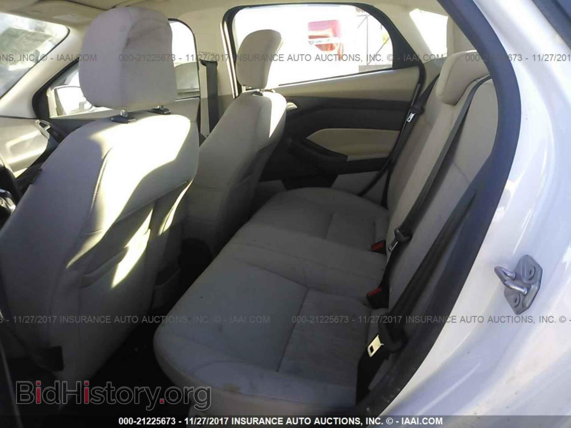 2016 Ford Focus - VIN: 1FADP3F25GL309047 - Фото 8