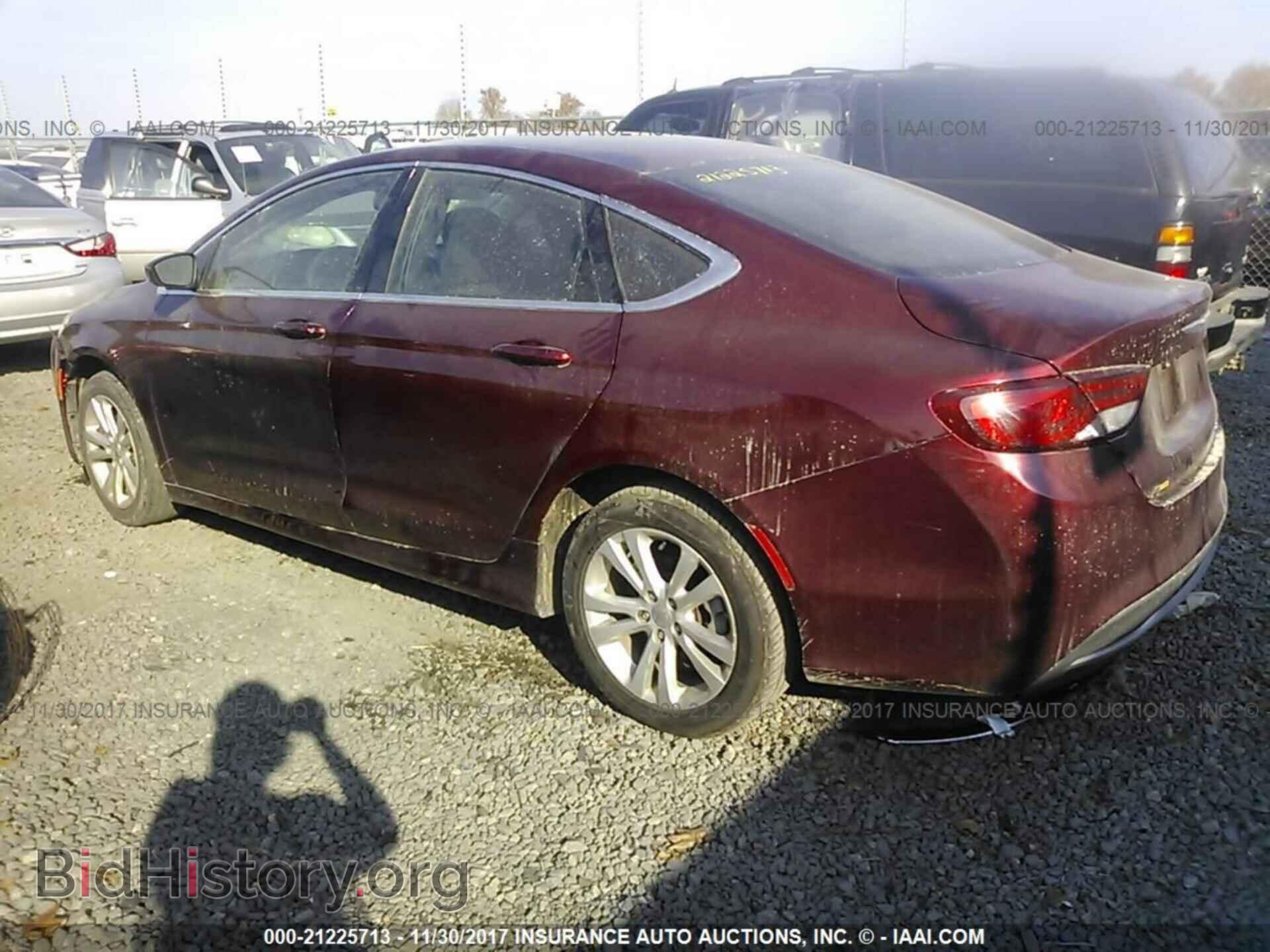 2015 Chrysler 200 - VIN: 1C3CCCABXFN741164 - Photo 3