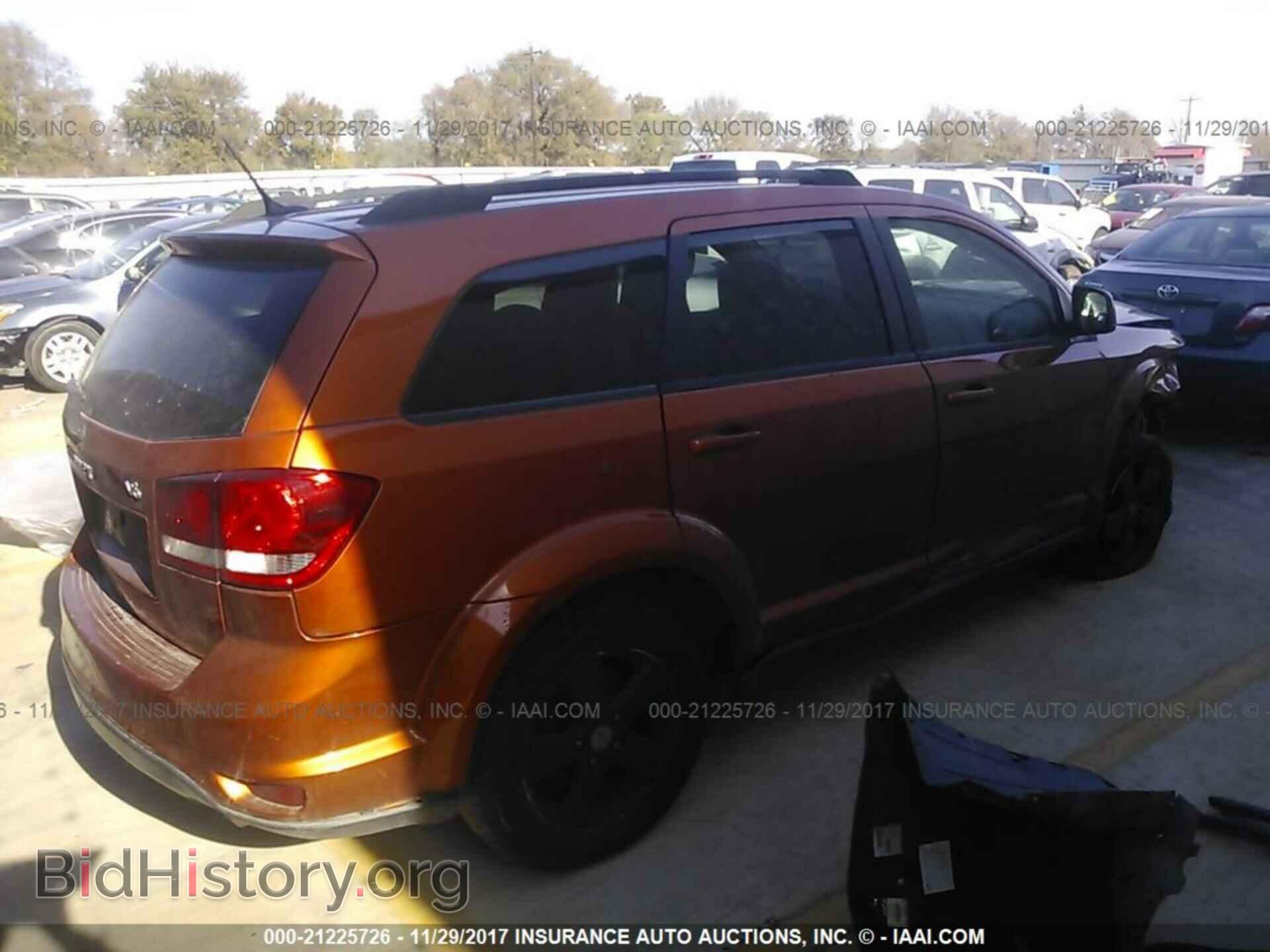 2011 Dodge Journey - VIN: 3D4PG1FG0BT547220 - Фото 4