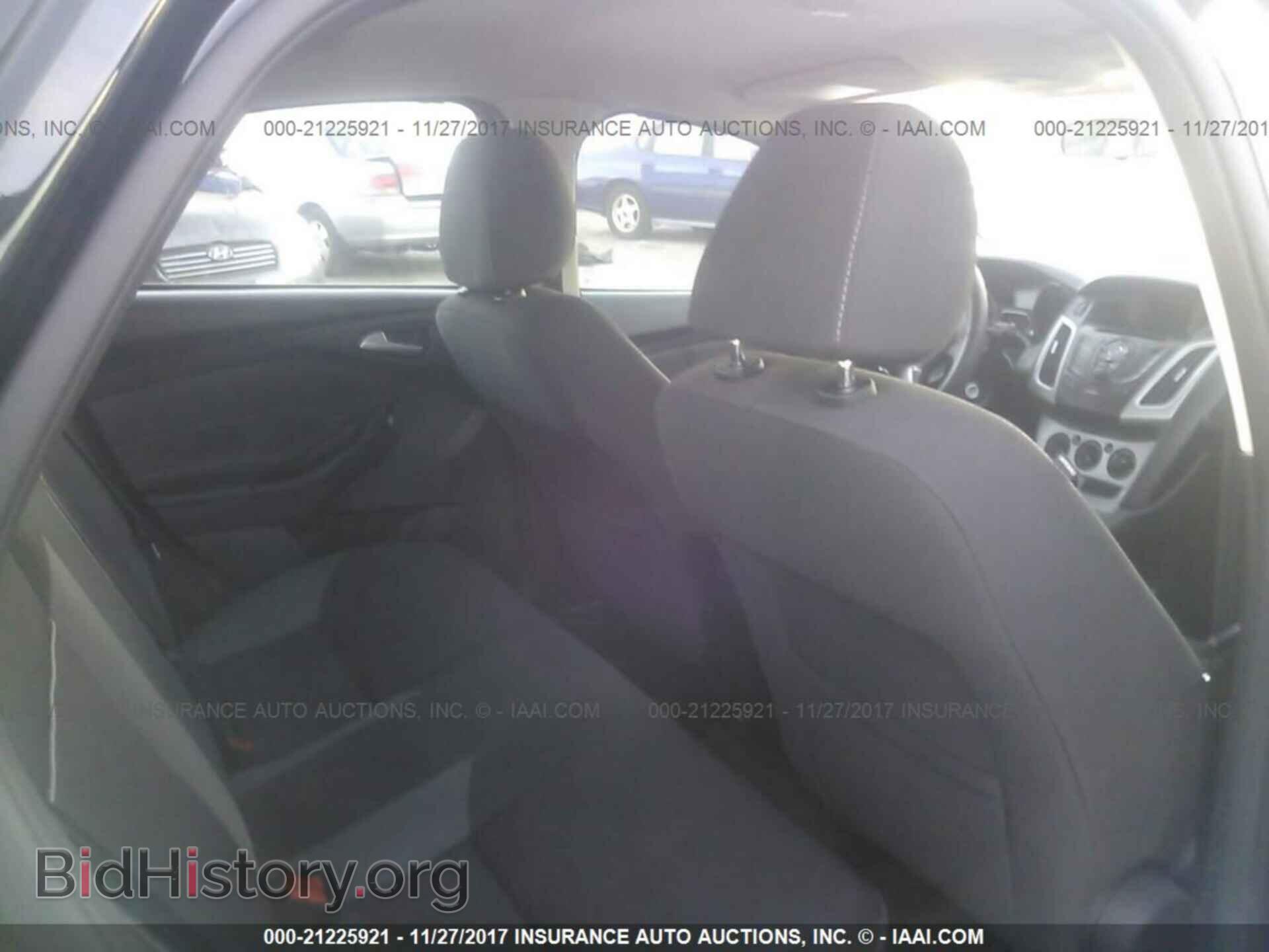 2014 Ford Focus - VIN: 1FADP3F25EL267749 - Фото 8