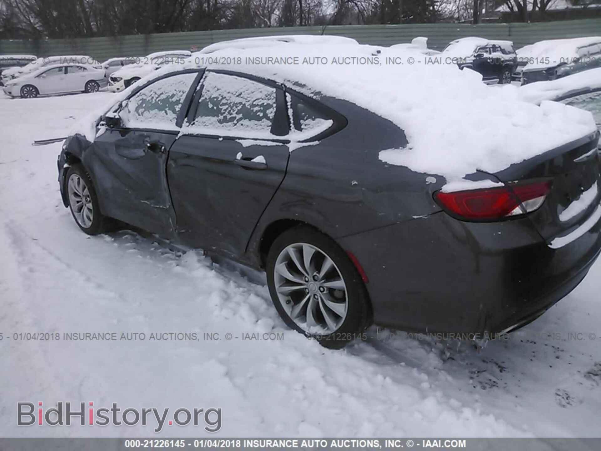 2015 Chrysler 200 - VIN: 1C3CCCBB2FN566181 - Photo 3