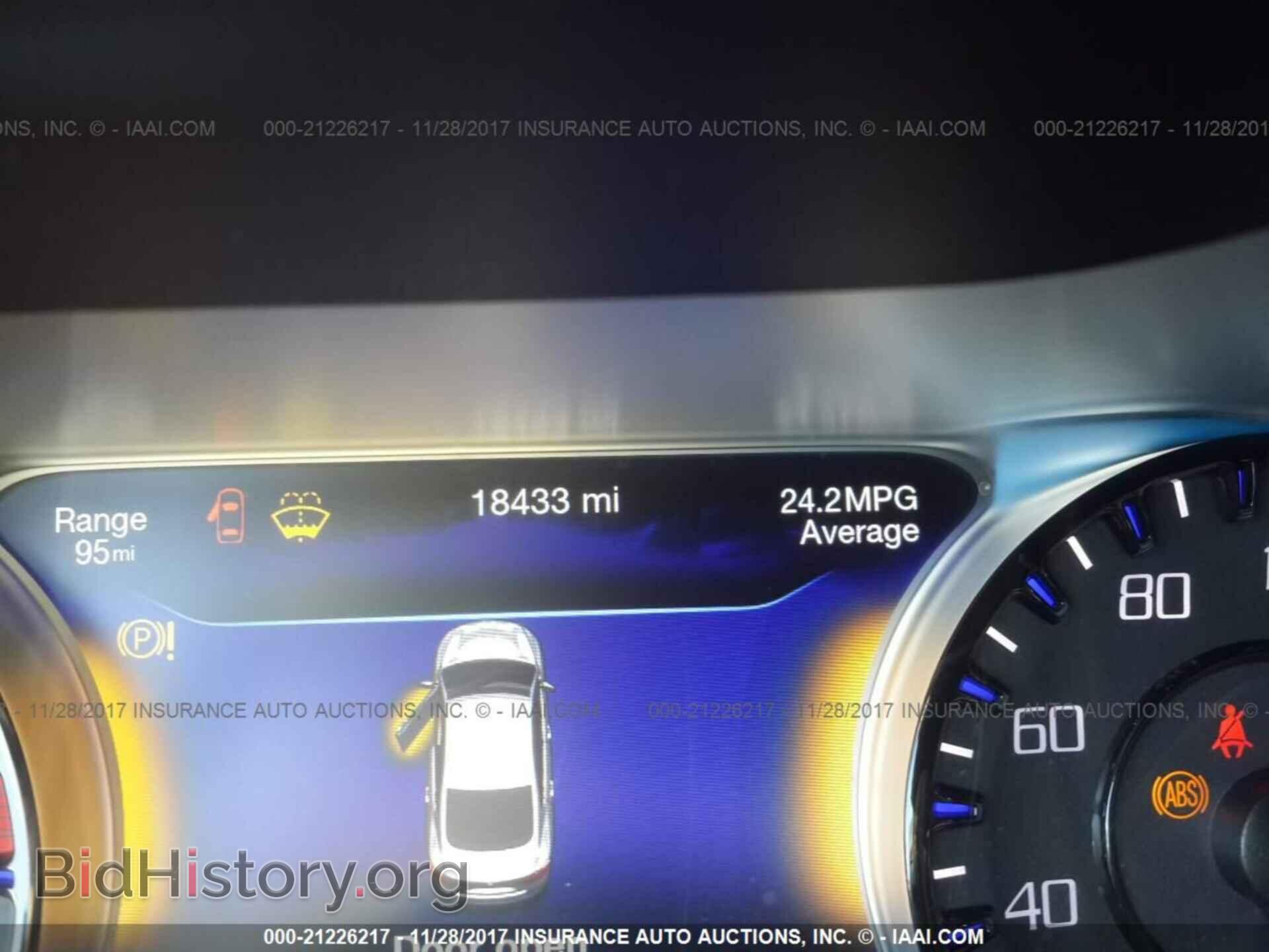 2016 Chrysler 200 - VIN: 1C3CCCBBXGN120877 - Photo 7