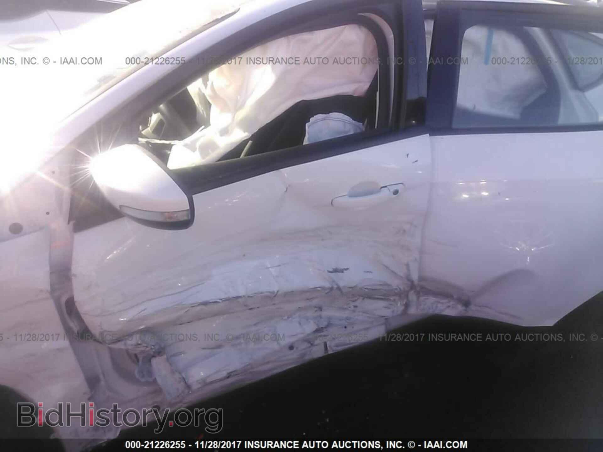 2016 Ford Focus - VIN: 1FADP3K29GL369645 - Photo 6