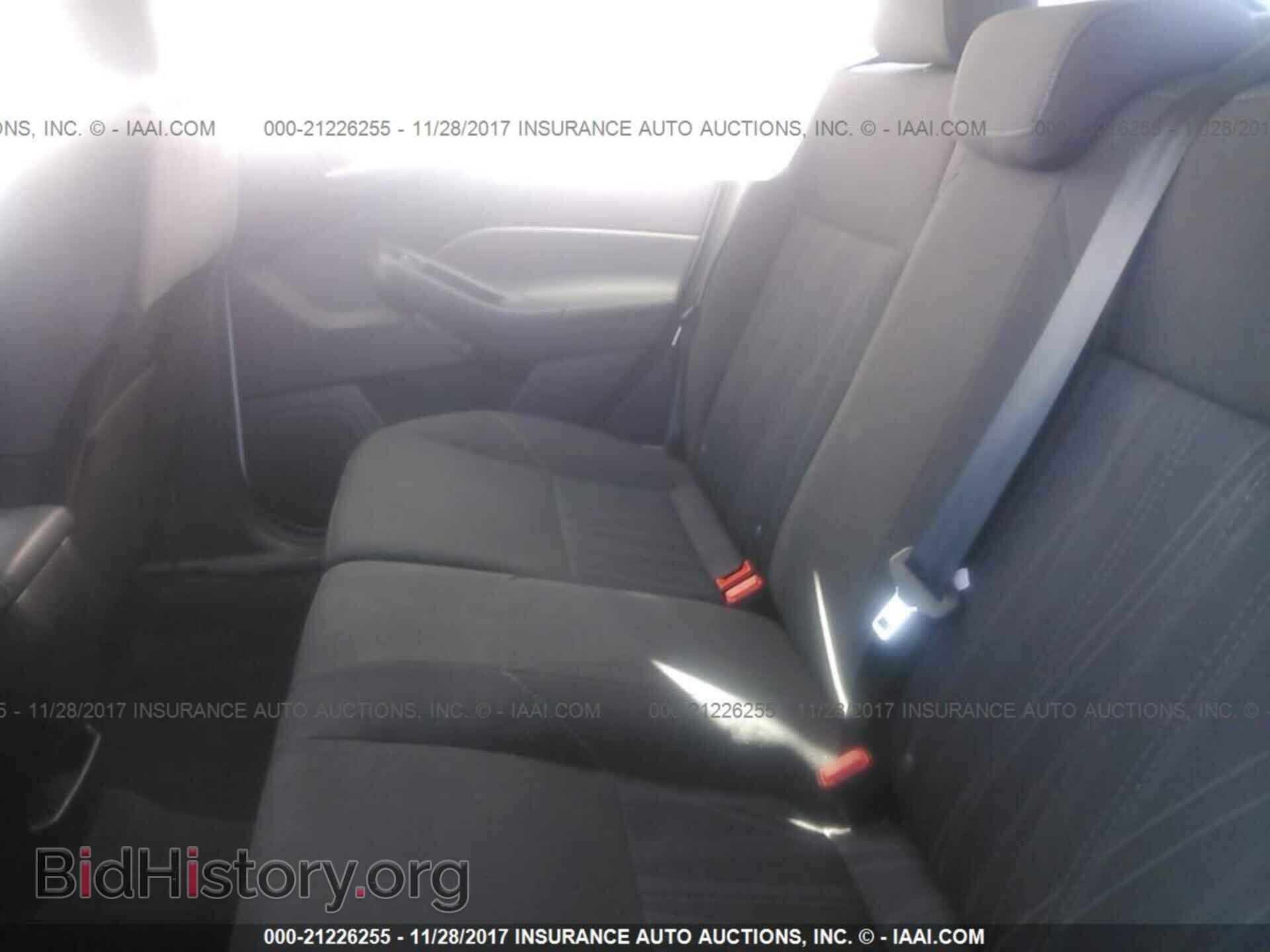 2016 Ford Focus - VIN: 1FADP3K29GL369645 - Photo 8