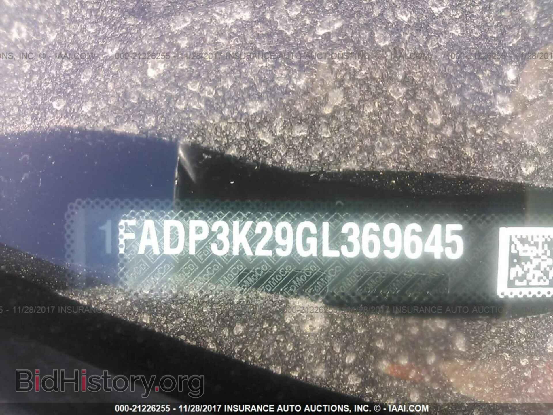 2016 Ford Focus - VIN: 1FADP3K29GL369645 - Photo 9