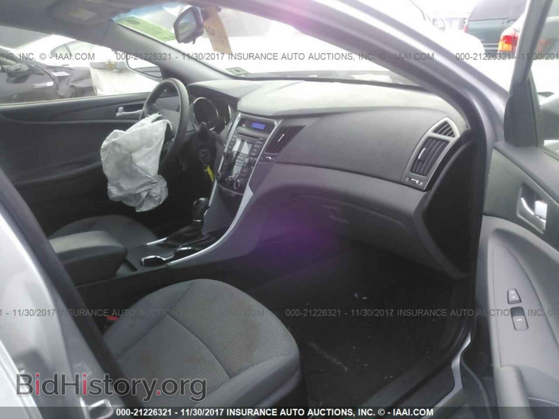 2012 Hyundai Sonata - VIN: 5NPEB4AC7CH489892 - Photo 5