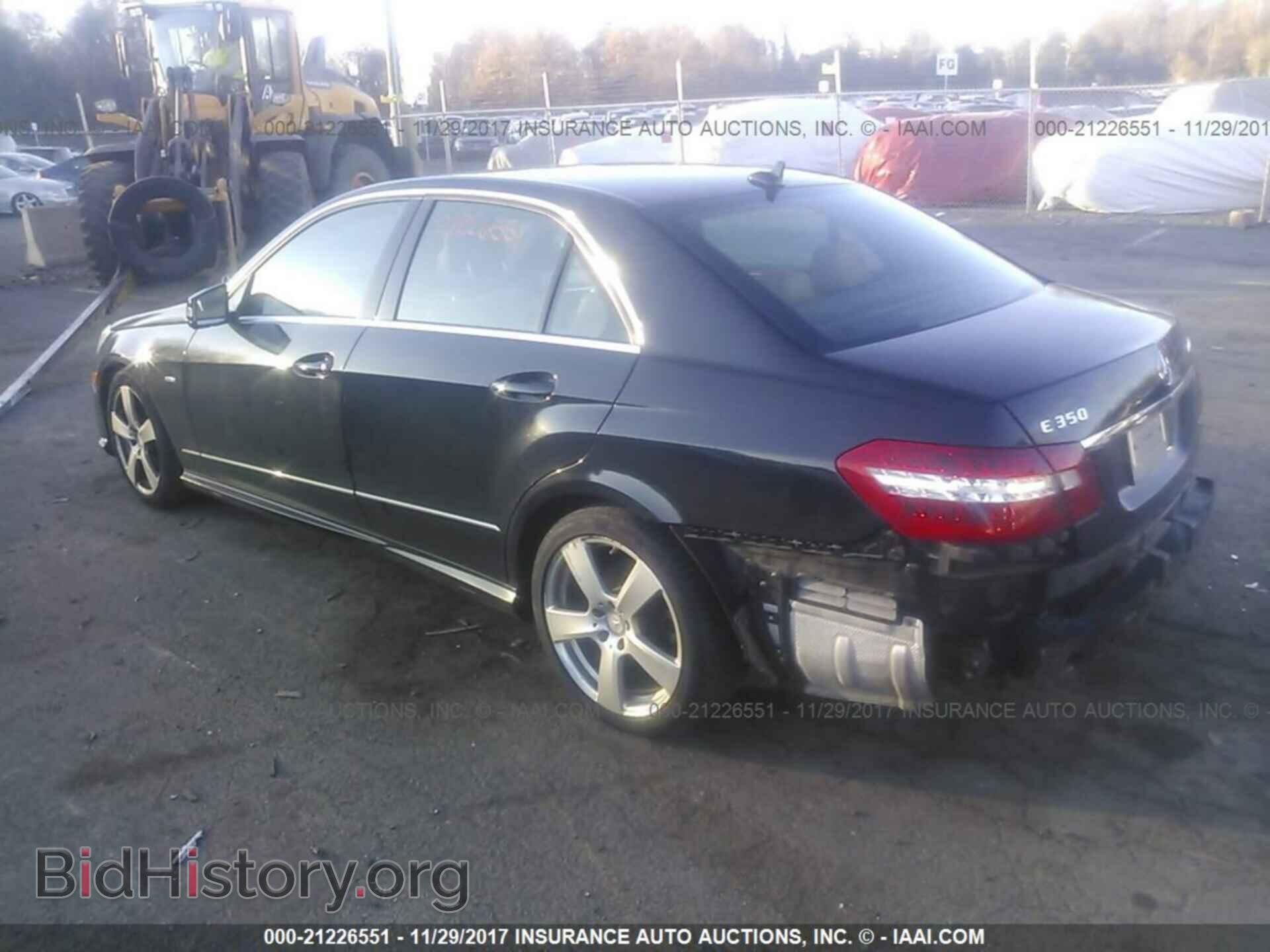 2011 Mercedes-benz E - VIN: WDDHF2EB4BA496026 - Фото 3