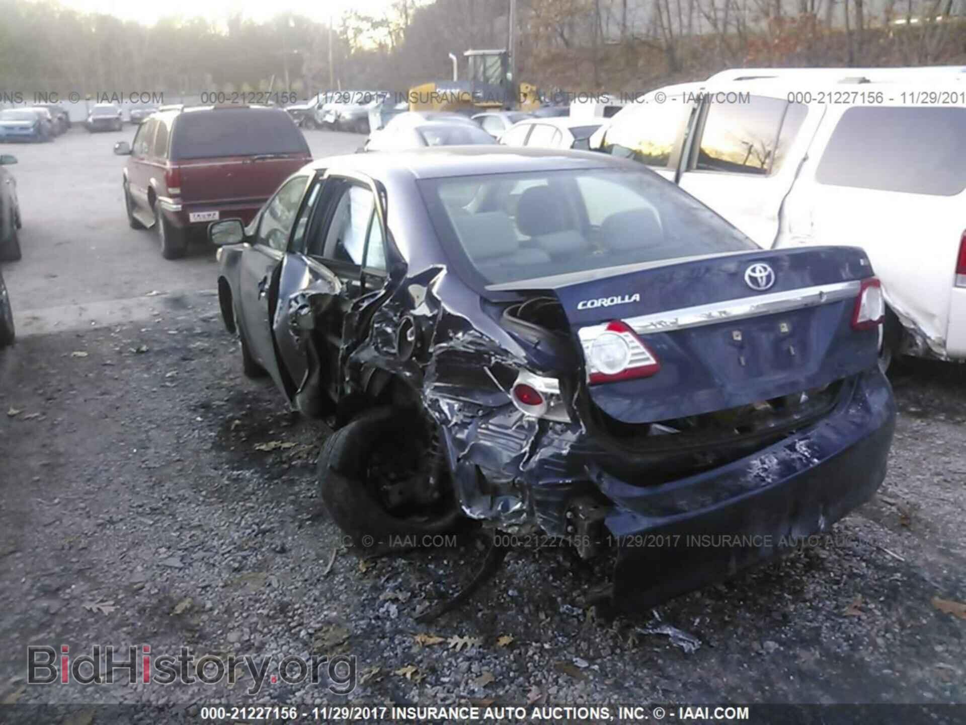 2013 Toyota Corolla - VIN: 2T1BU4EE0DC976803 - Photo 3