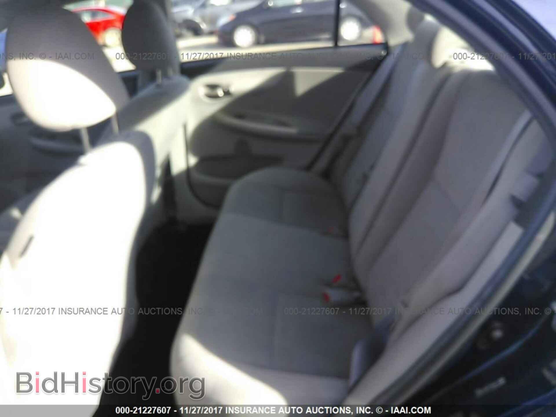 2011 Toyota Corolla - VIN: 2T1BU4EE5BC750835 - Фото 8