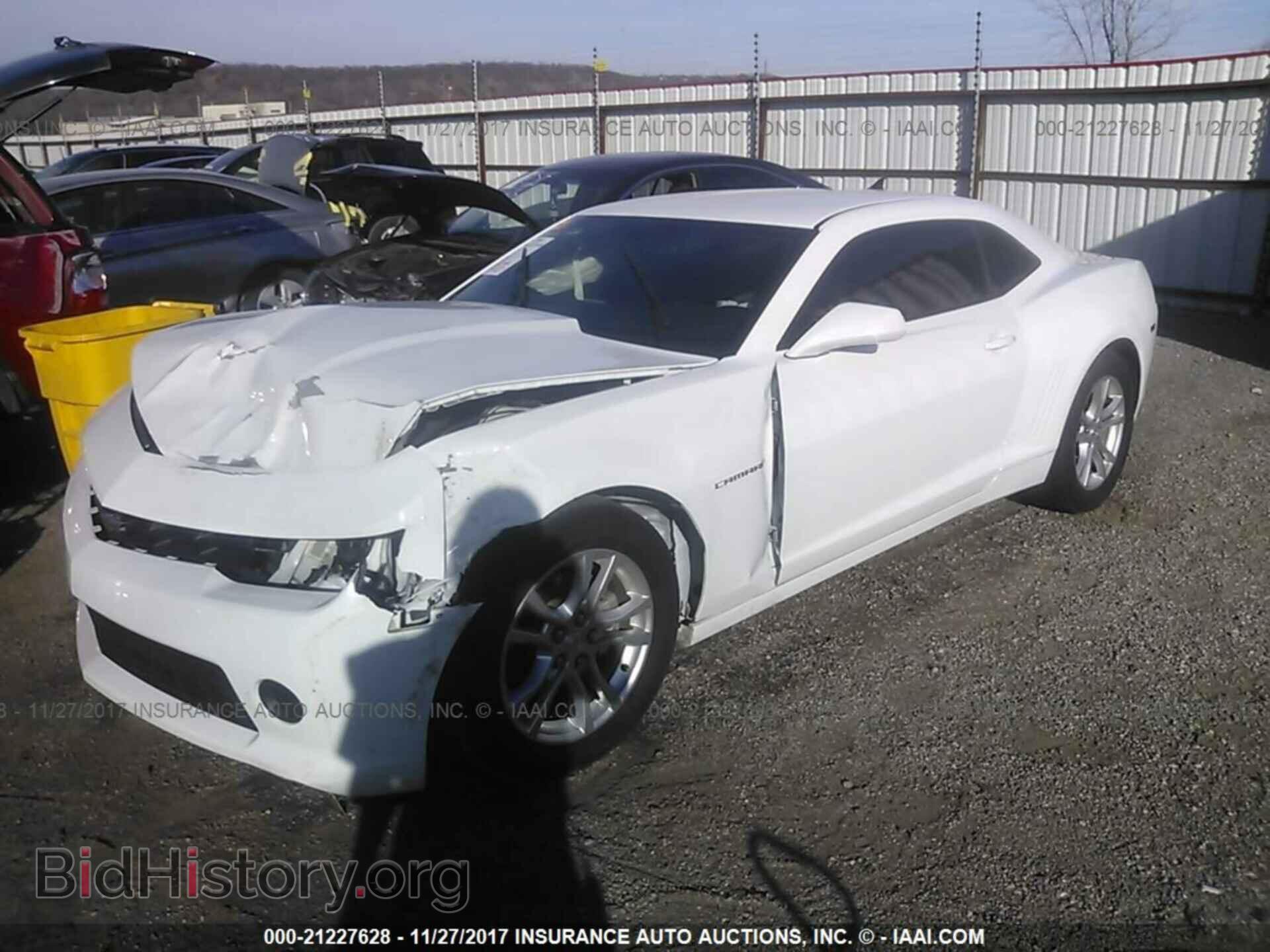 2015 Chevrolet Camaro - VIN: 2G1FB1E36F9222062 - Фото 2