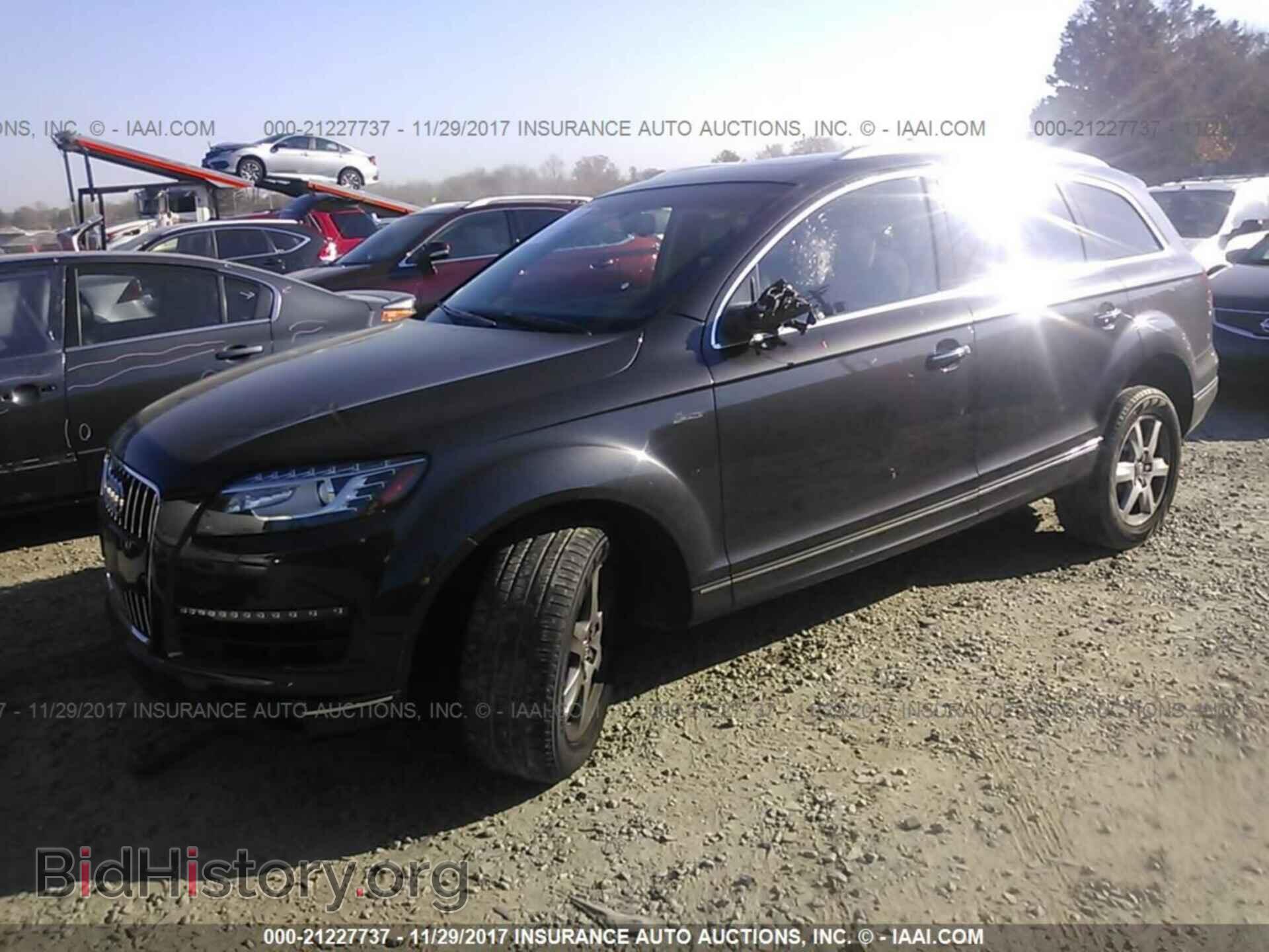 2015 Audi Q7 - VIN: WA1LGAFE4FD010690 - Фото 2