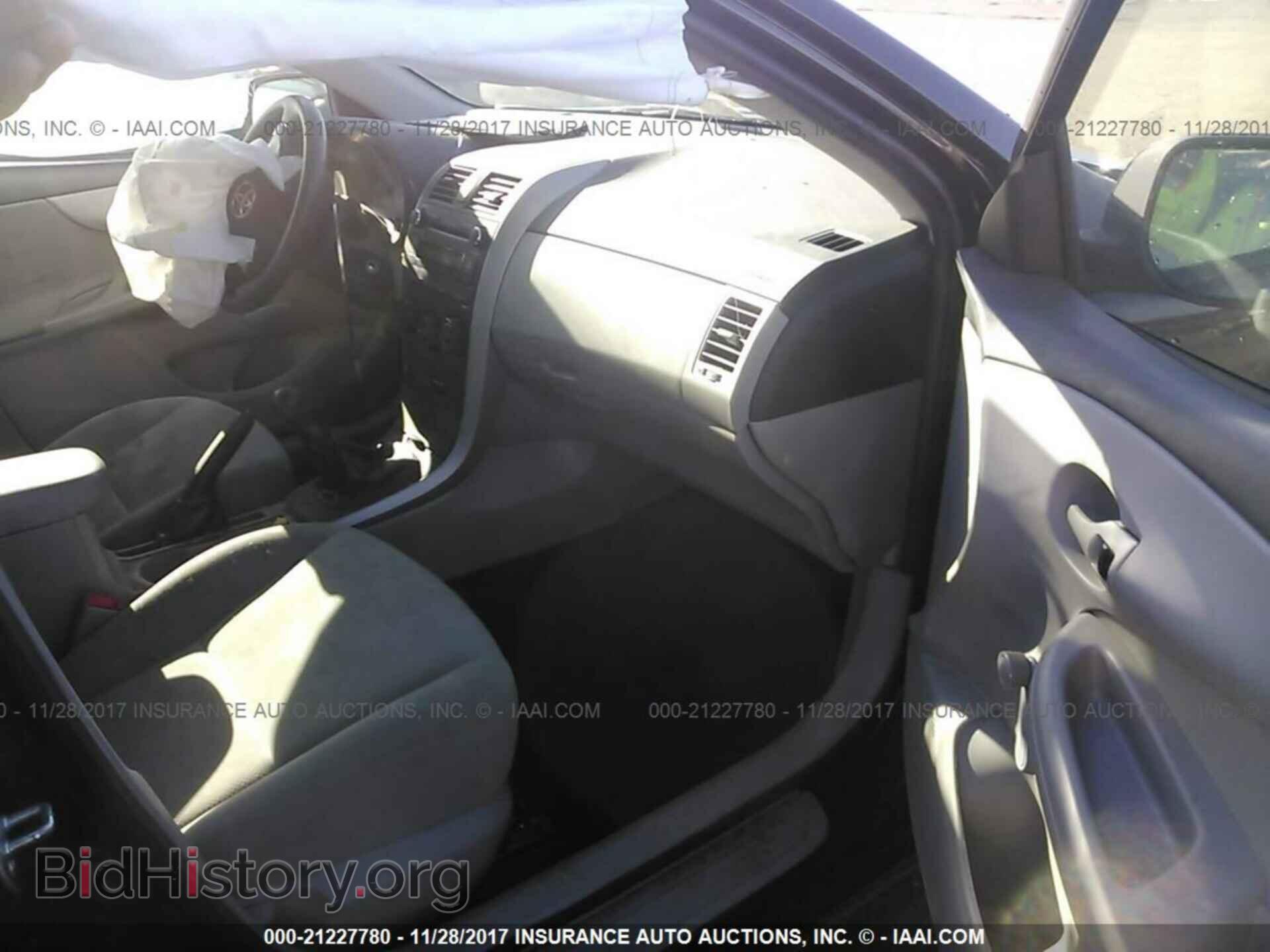 2011 Toyota Corolla - VIN: 2T1BU4EEXBC607055 - Фото 5