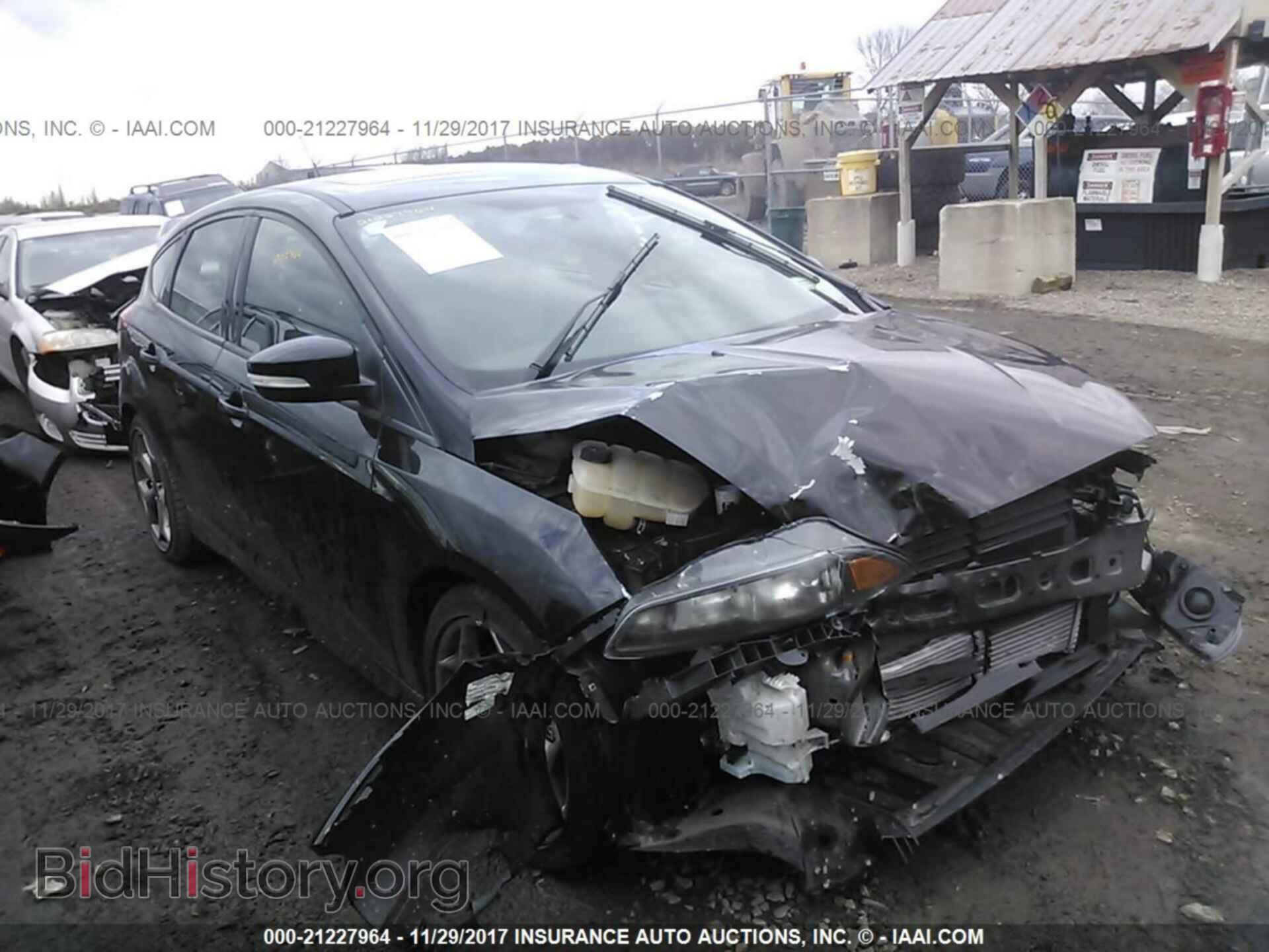 Фотография 1FADP3L91GL210405 - Ford Focus 2016