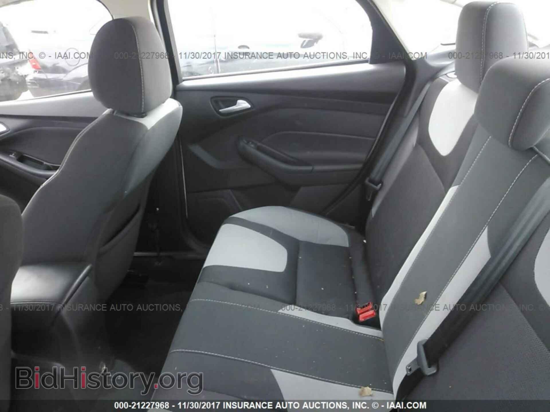 2014 Ford Focus - VIN: 1FADP3F28EL179262 - Photo 8