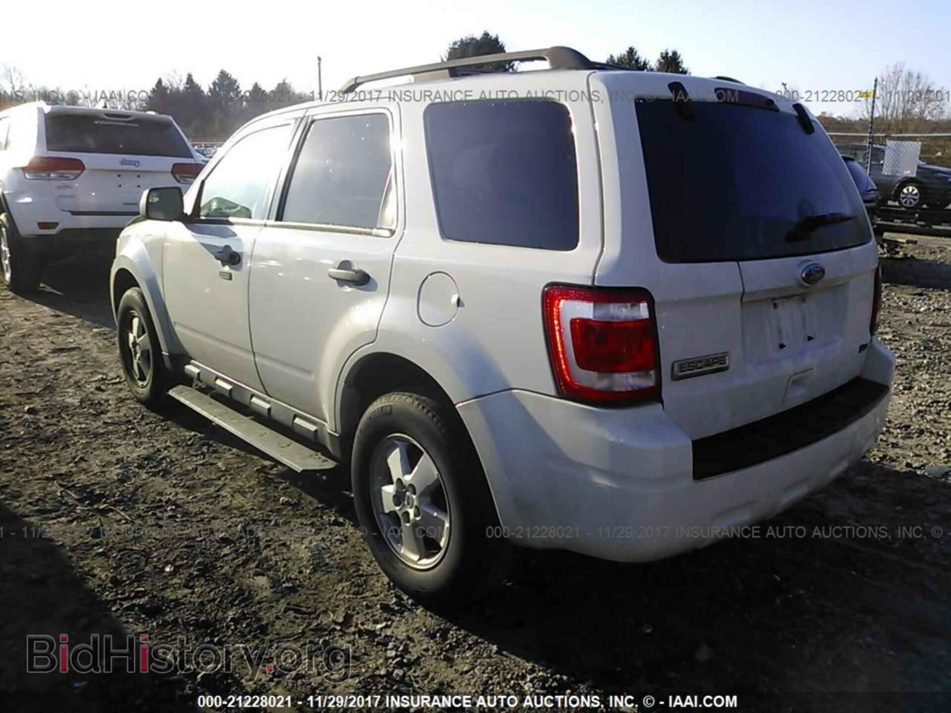2012 Ford Escape - VIN: 1FMCU0D76CKA32254 - Photo 3