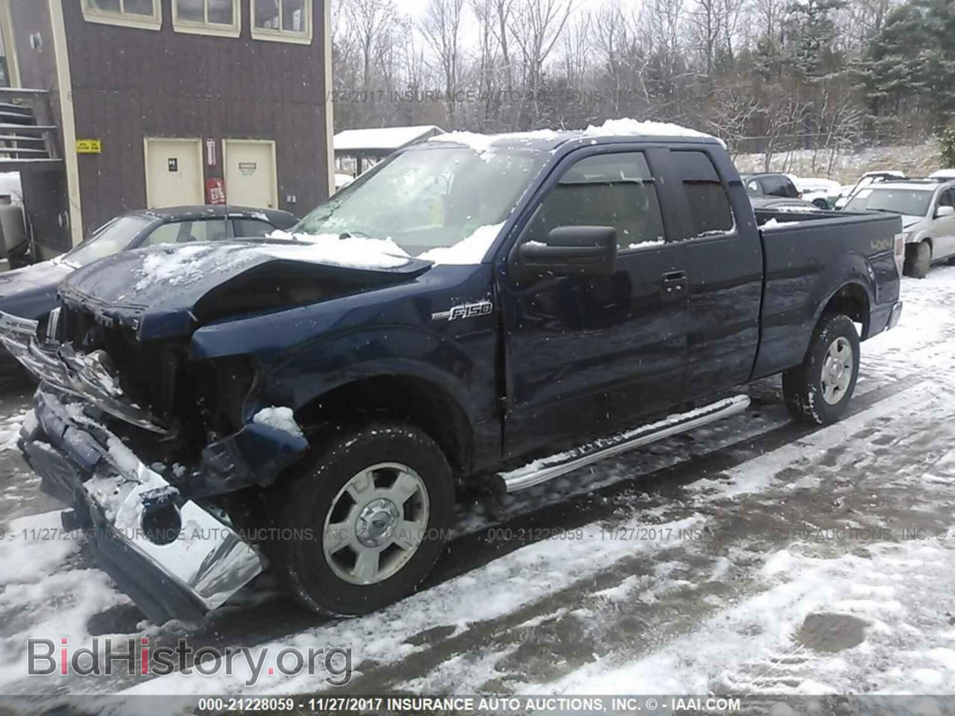 2011 Ford F150 - VIN: 1FTFX1EF1BFA16037 - Фото 2