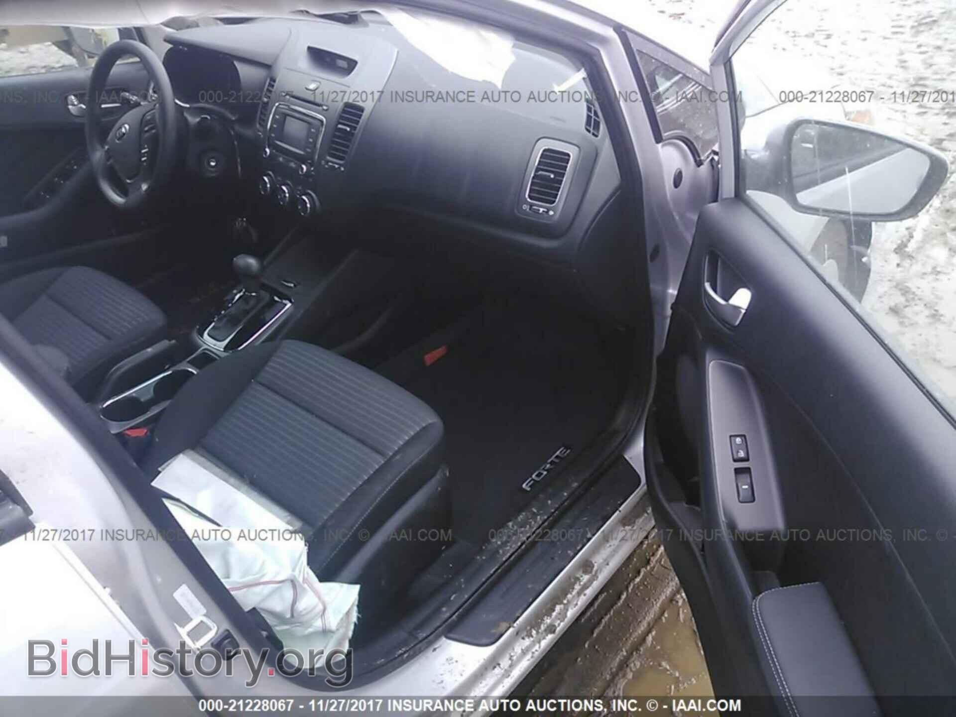 2017 Kia Forte - VIN: 3KPFL4A74HE153231 - Фото 5