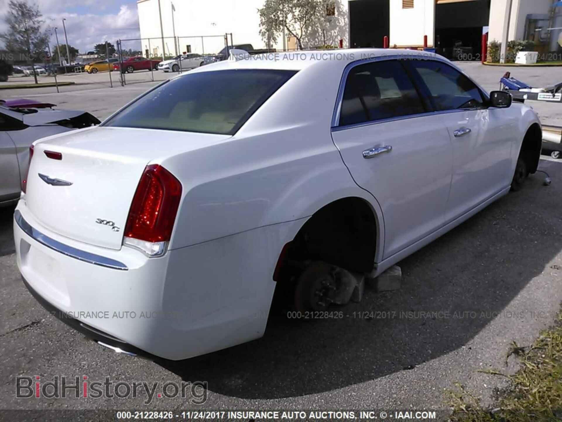 2016 Chrysler 300c - VIN: 2C3CCAEG2GH170533 - Фото 4