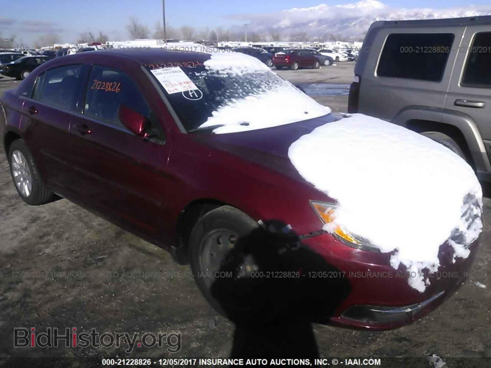 Photo 1C3BC4FB7BN515541 - Chrysler 200 2011