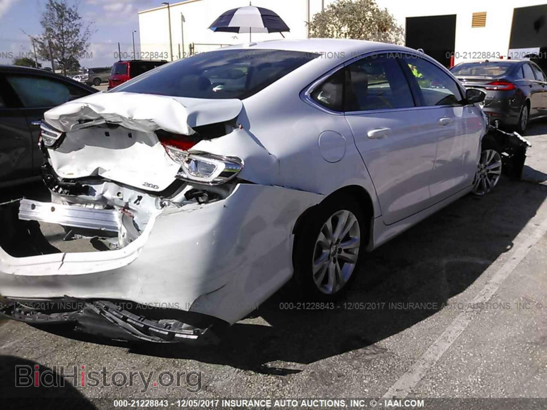 2016 Chrysler 200 - VIN: 1C3CCCAB1GN164333 - Фото 4